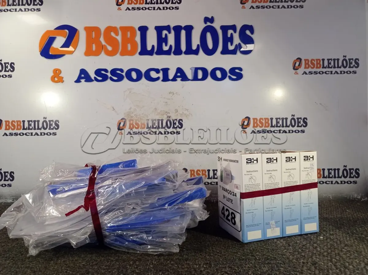 LOTE 428 - 04 TERMÔMETROS DIGITAL E 10 MASCARAS DE PROTEÇÃO. (NO ESTADO) ATENÇÃO! FAZER A VISITAÇÃO ANTES DE ARREMATAR, NÃO SABEMOS SE FUNCIONA. LEILÃO NÃO TEM GARANTIA E NEM DEVOLUÇÃO, SUJEITO A POSSÍVEIS AVARIAS VISÍVEIS/OCULTAS E/OU AUSÊNCIA DE COMPONENTES.