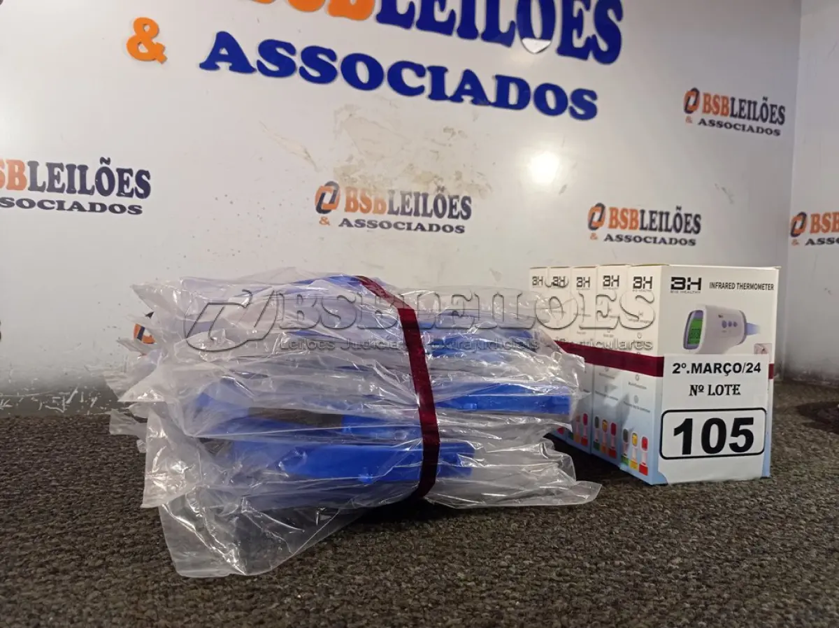 LOTE 105 - 10 MÁSCARAS DE PROTEÇÃO E 05 TERMÔMETROS DIGITAIS. (NO ESTADO) ATENÇÃO! FAZER A VISITAÇÃO ANTES DE ARREMATAR, NÃO SABEMOS SE FUNCIONA. LEILÃO NÃO TEM GARANTIA E NEM DEVOLUÇÃO, SUJEITO A POSSÍVEIS AVARIAS VISÍVEIS/OCULTAS E/OU AUSÊNCIA DE COMPONENTES.