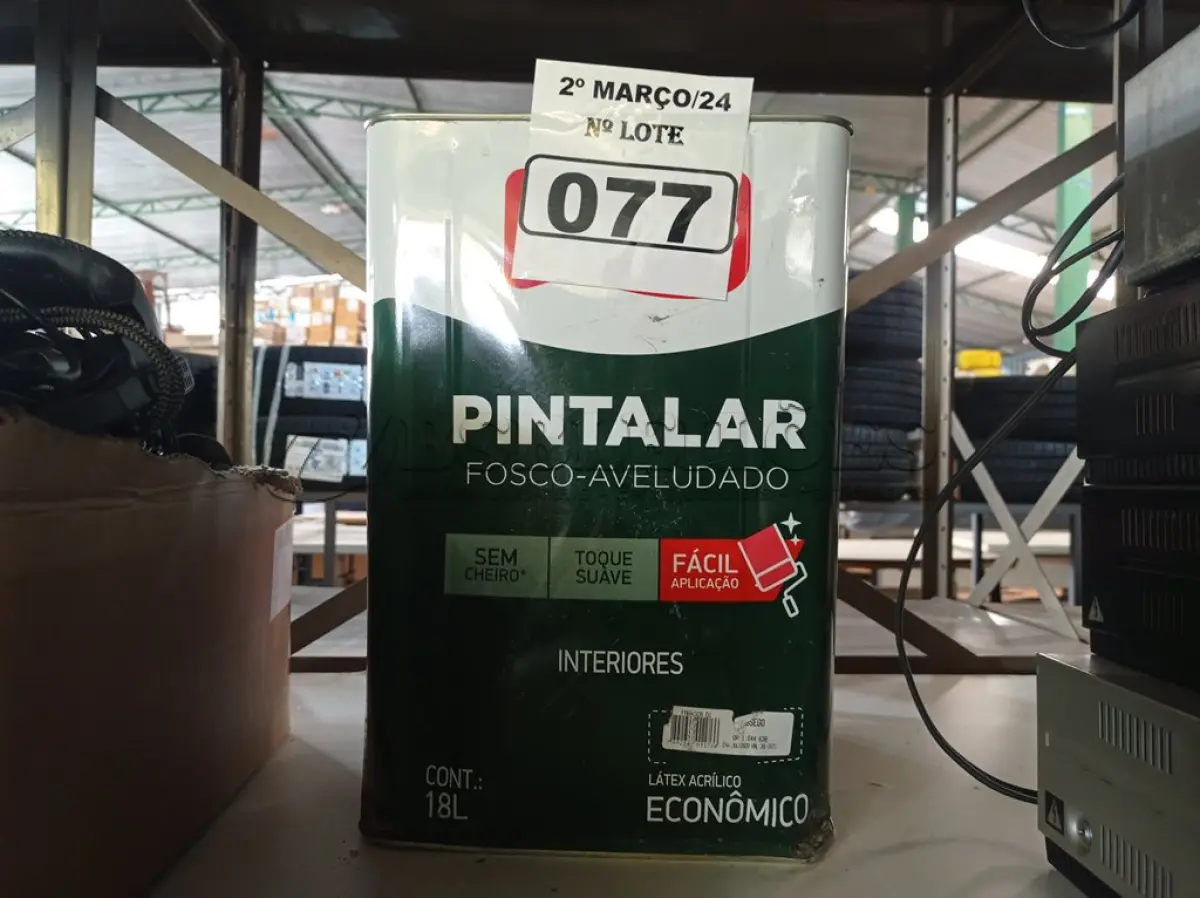 LOTE 077 - 01 LATA DE TINTA IQUINE PINTALAR FOSCO AVELUDADO 18L NA COR PÊSSEGO. (NO ESTADO) ATENÇÃO! FAZER A VISITAÇÃO ANTES DE ARREMATAR, NÃO SABEMOS SE FUNCIONA. LEILÃO NÃO TEM GARANTIA E NEM DEVOLUÇÃO, SUJEITO A POSSÍVEIS AVARIAS VISÍVEIS/OCULTAS E/OU AUSÊNCIA DE COMPONENTES.