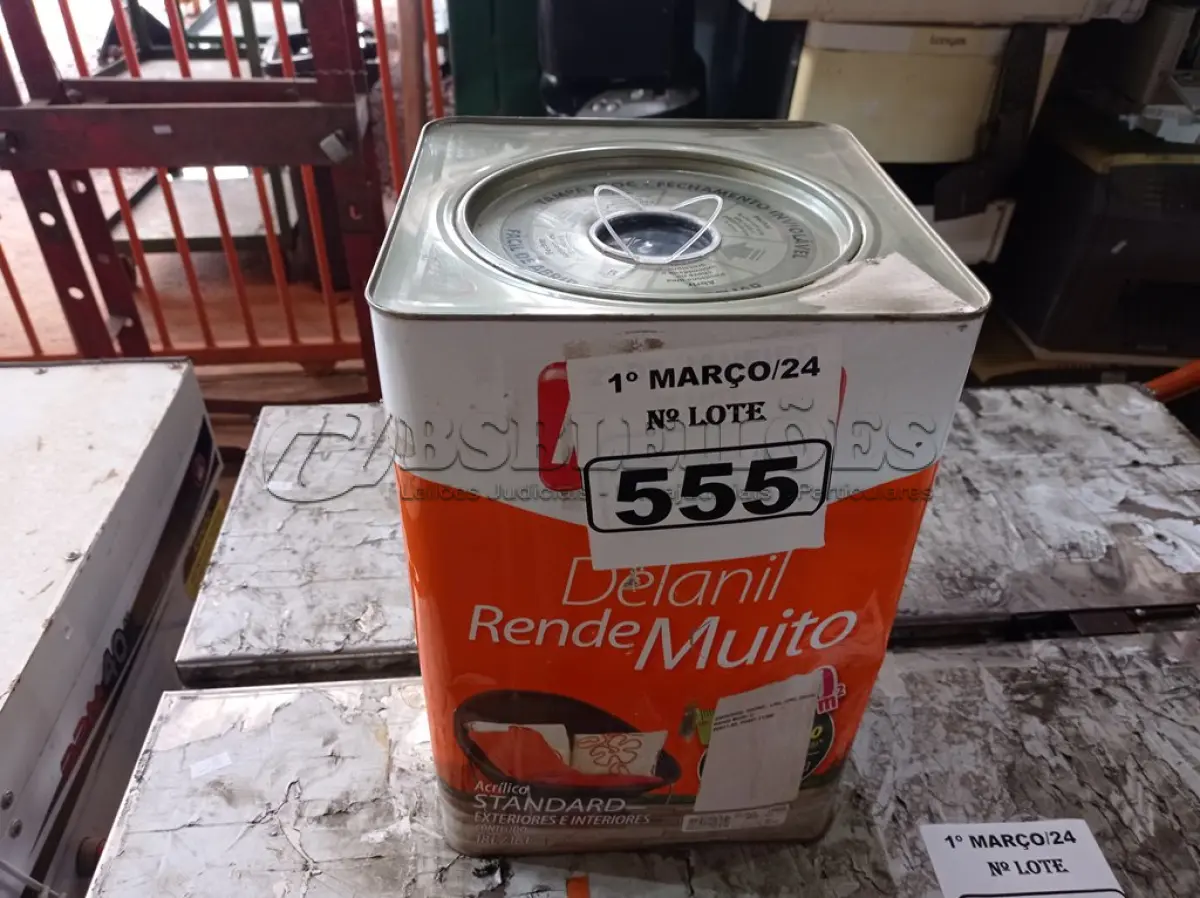 LOTE 555 - 01 LATA DE TINTA IQUINE PINTALAR FOSCO 16/18L BASE C. (NO ESTADO) ATENÇÃO! FAZER A VISITAÇÃO ANTES DE ARREMATAR, NÃO SABEMOS SE FUNCIONA. LEILÃO NÃO TEM GARANTIA E NEM DEVOLUÇÃO, SUJEITO A POSSÍVEIS AVARIAS VISÍVEIS/OCULTAS E/OU AUSÊNCIA DE COMPONENTES.