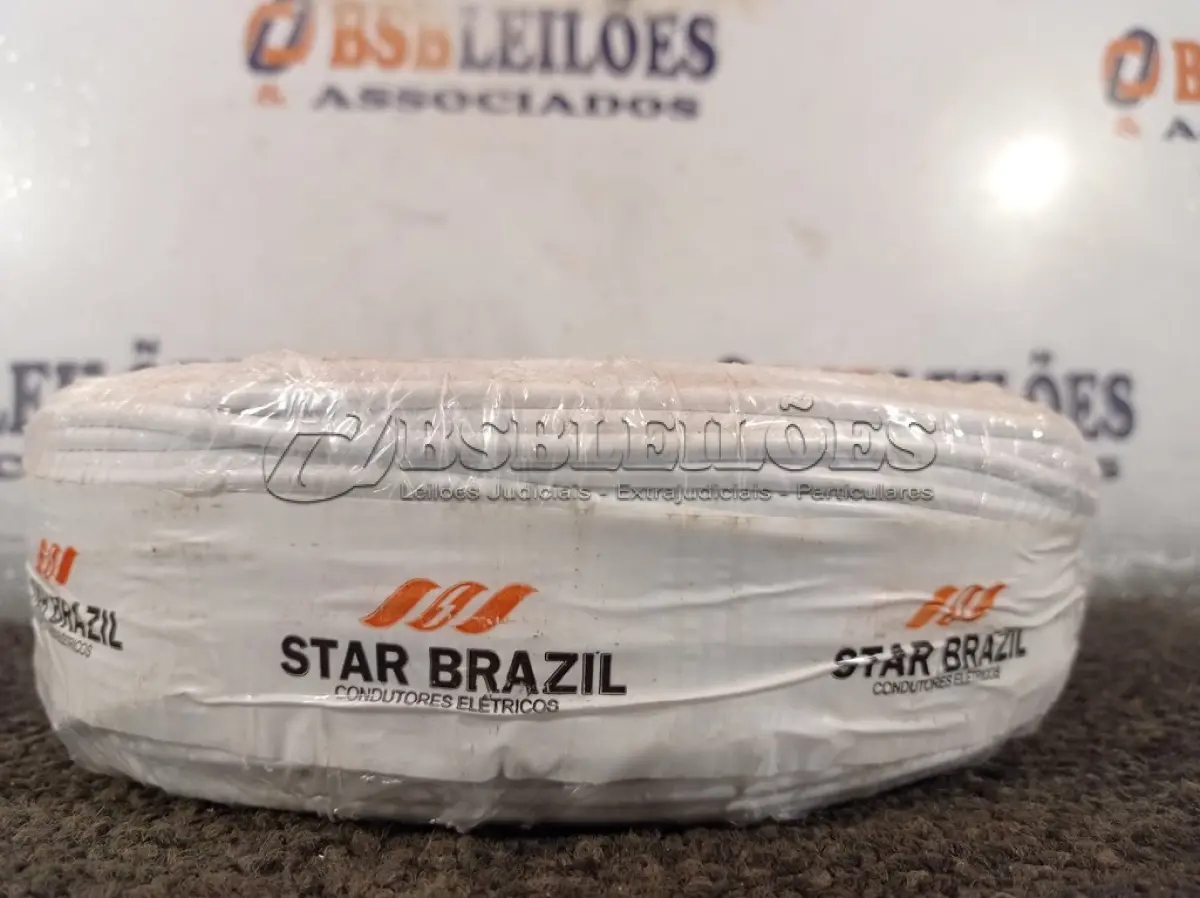LOTE 140 - 01 ROLO DE CABO FLEXÍVEL 100M 1X2,5MM NA COR BRANCA(NOVO). (NO ESTADO) ATENÇÃO! FAZER A VISITAÇÃO ANTES DE ARREMATAR, NÃO SABEMOS SE FUNCIONA. LEILÃO NÃO TEM GARANTIA E NEM DEVOLUÇÃO, SUJEITO A POSSÍVEIS AVARIAS VISÍVEIS/OCULTAS E/OU AUSÊNCIA DE COMPONENTES.