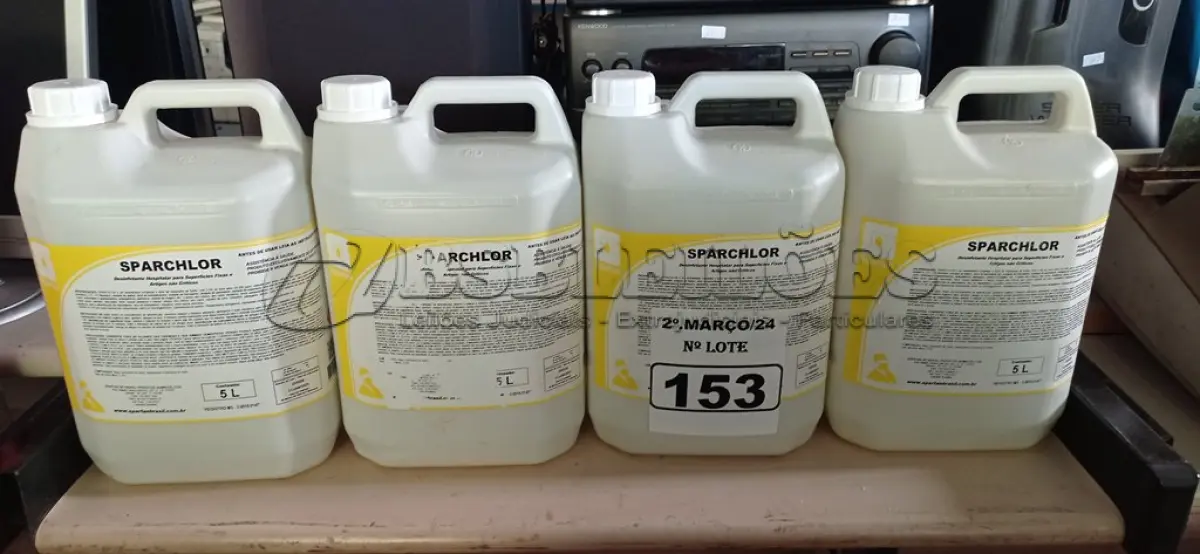 LOTE 153 - 20 LITROS DE DESINFETANTE HOSPITALAR PARA SUPERFÍCIES FIXAS E ARTIGOS NÃO CRÍTICOS. (NO ESTADO) ATENÇÃO! FAZER A VISITAÇÃO ANTES DE ARREMATAR, NÃO SABEMOS SE FUNCIONA. LEILÃO NÃO TEM GARANTIA E NEM DEVOLUÇÃO, SUJEITO A POSSÍVEIS AVARIAS VISÍVEIS/OCULTAS E/OU AUSÊNCIA DE COMPONENTES.