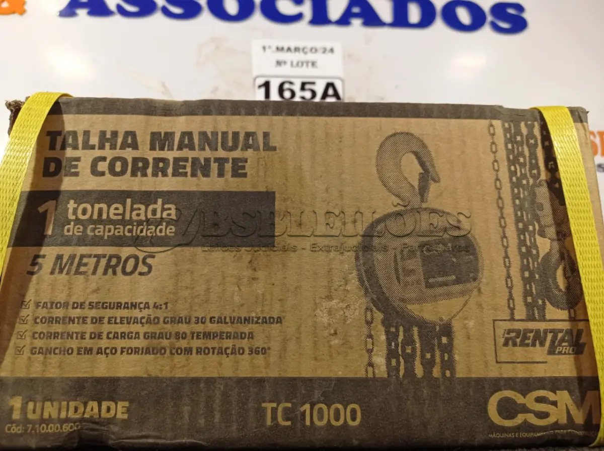 LOTE 165 - 01 TALHA MANUAL DE CORRENTE 1 TONELADA DE CAPACIDADE E 05 METROS MODELO: TC1000 CSM RENTAL PRO. (NOVO) (NO ESTADO) ATENÇÃO! FAZER A VISITAÇÃO ANTES DE ARREMATAR, NÃO SABEMOS SE FUNCIONA. LEILÃO NÃO TEM GARANTIA E NEM DEVOLUÇÃO, SUJEITO A POSSÍVEIS AVARIAS VISÍVEIS/OCULTAS E/OU AUSÊNCIA DE COMPONENTES.