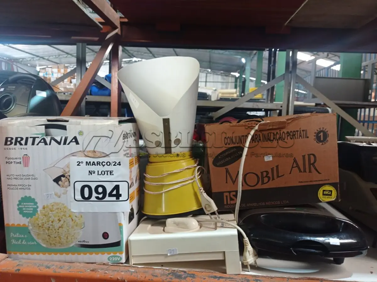 LOTE 094 - 01 LOTE COM UTENSÍLIOS DIVERSOS. (NO ESTADO) ATENÇÃO! FAZER A VISITAÇÃO ANTES DE ARREMATAR, NÃO SABEMOS SE FUNCIONA. LEILÃO NÃO TEM GARANTIA E NEM DEVOLUÇÃO, SUJEITO A POSSÍVEIS AVARIAS VISÍVEIS/OCULTAS E/OU AUSÊNCIA DE COMPONENTES.