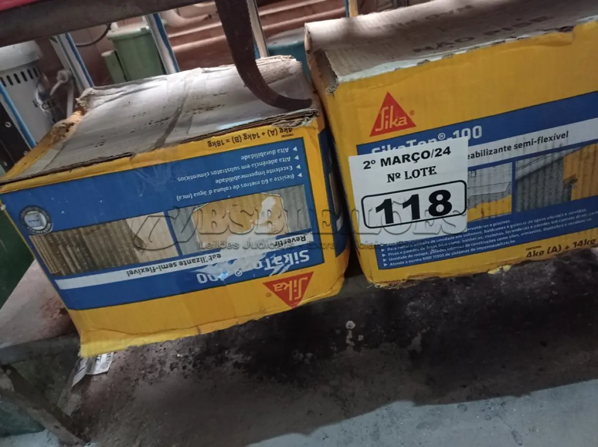 LOTE 118 - 02 CAIXAS DE SIKA TOP-100, REVESTIMENTO IMPERMEABILIZANTE SEMI-FLEXIVEL. (NO ESTADO) ATENÇÃO! FAZER A VISITAÇÃO ANTES DE ARREMATAR, NÃO SABEMOS SE FUNCIONA. LEILÃO NÃO TEM GARANTIA E NEM DEVOLUÇÃO, SUJEITO A POSSÍVEIS AVARIAS VISÍVEIS/OCULTAS E/OU AUSÊNCIA DE COMPONENTES.