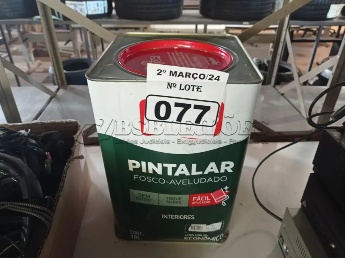 LOTE 077 - 01 LATA DE TINTA IQUINE PINTALAR FOSCO AVELUDADO 18L NA COR PÊSSEGO. (NO ESTADO) ATENÇÃO! FAZER A VISITAÇÃO ANTES DE ARREMATAR, NÃO SABEMOS SE FUNCIONA. LEILÃO NÃO TEM GARANTIA E NEM DEVOLUÇÃO, SUJEITO A POSSÍVEIS AVARIAS VISÍVEIS/OCULTAS E/OU AUSÊNCIA DE COMPONENTES.