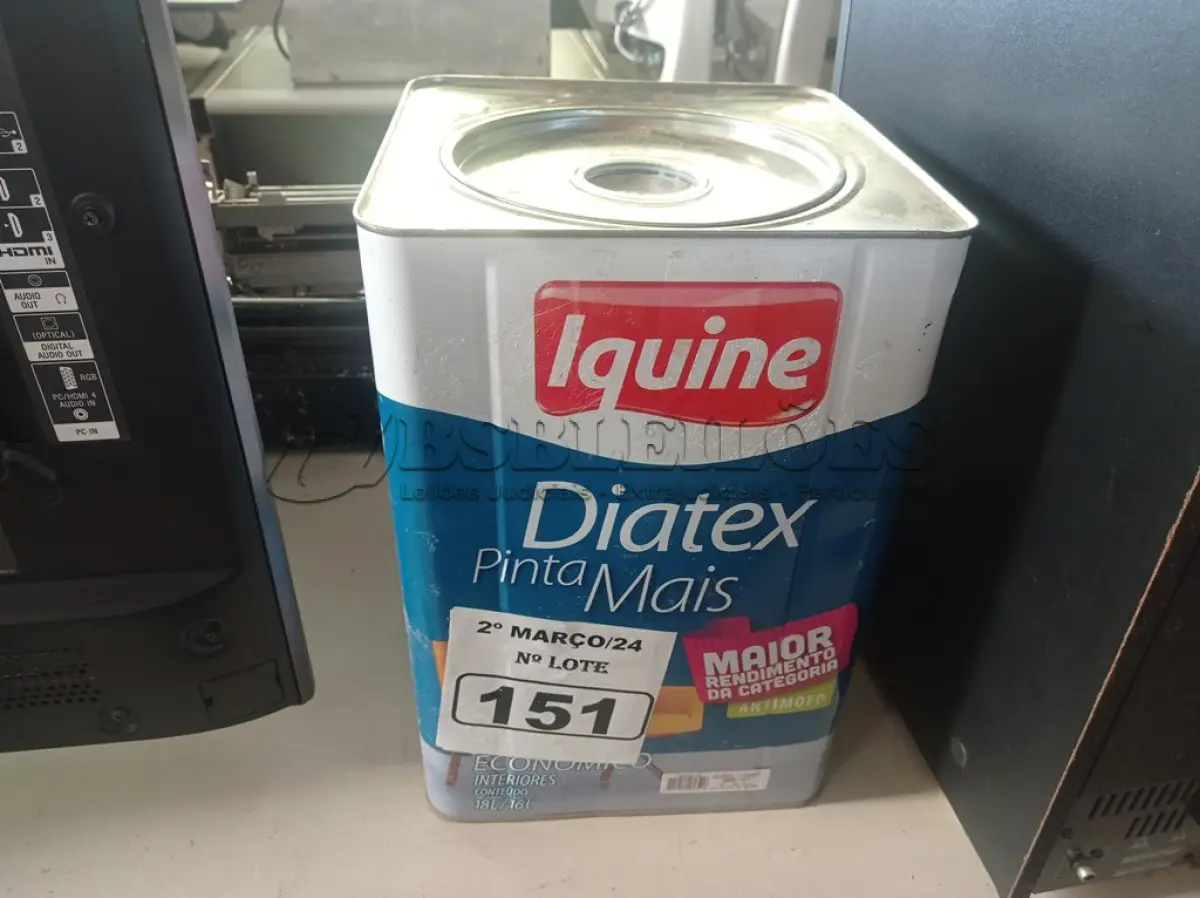 LOTE 151 - 01 LATA DE TINTA IQUINE DIATEX PINTA MAIS 18L FOSCO BASE “P”. (NO ESTADO) ATENÇÃO! FAZER A VISITAÇÃO ANTES DE ARREMATAR, NÃO SABEMOS SE FUNCIONA. LEILÃO NÃO TEM GARANTIA E NEM DEVOLUÇÃO, SUJEITO A POSSÍVEIS AVARIAS VISÍVEIS/OCULTAS E/OU AUSÊNCIA DE COMPONENTES.