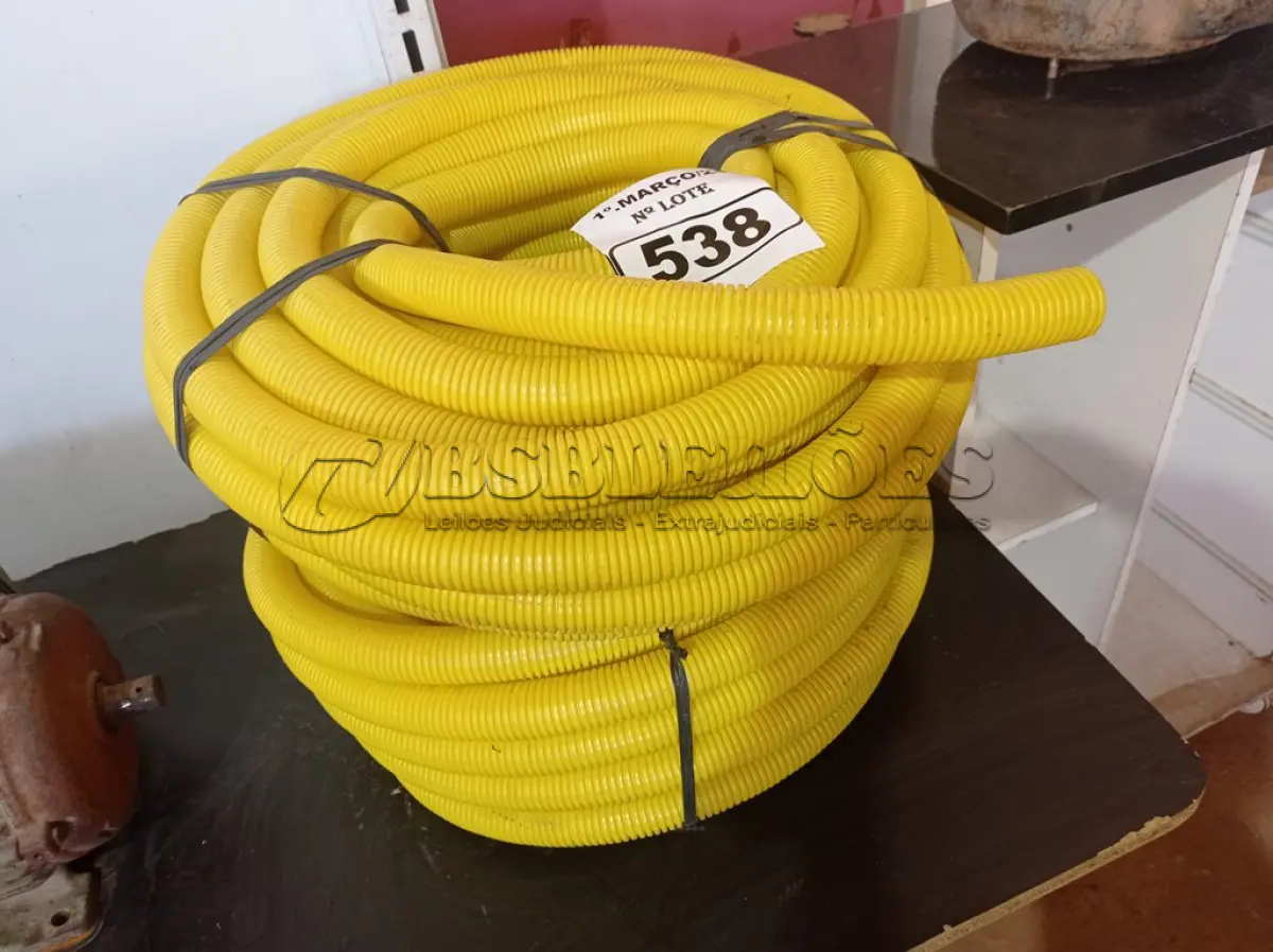 LOTE 538 - 02 ROLOS DE MANGUEIRA CORRUGADA. (NO ESTADO) ATENÇÃO! FAZER A VISITAÇÃO ANTES DE ARREMATAR, NÃO SABEMOS SE FUNCIONA. LEILÃO NÃO TEM GARANTIA E NEM DEVOLUÇÃO, SUJEITO A POSSÍVEIS AVARIAS VISÍVEIS/OCULTAS E/OU AUSÊNCIA DE COMPONENTES.