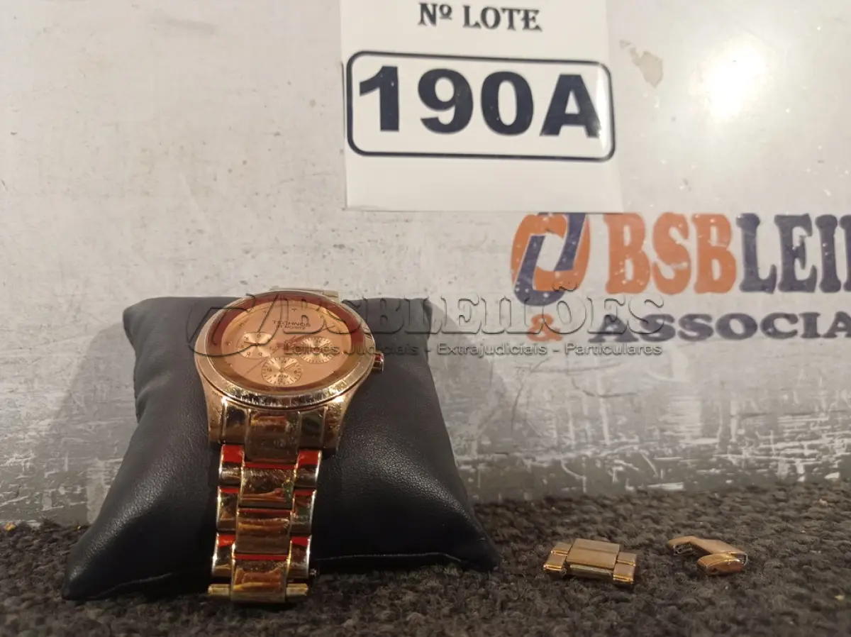 LOTE 190 - 01 RELÓGIO TECNOS FEMININO  NA COR  ROSE. FUNCIONANDO (TROCAR BATERIA). (NO ESTADO) ATENÇÃO! FAZER A VISITAÇÃO ANTES DE ARREMATAR, NÃO SABEMOS SE FUNCIONA. LEILÃO NÃO TEM GARANTIA E NEM DEVOLUÇÃO, SUJEITO A POSSÍVEIS AVARIAS VISÍVEIS/OCULTAS E/OU AUSÊNCIA DE COMPONENTES.