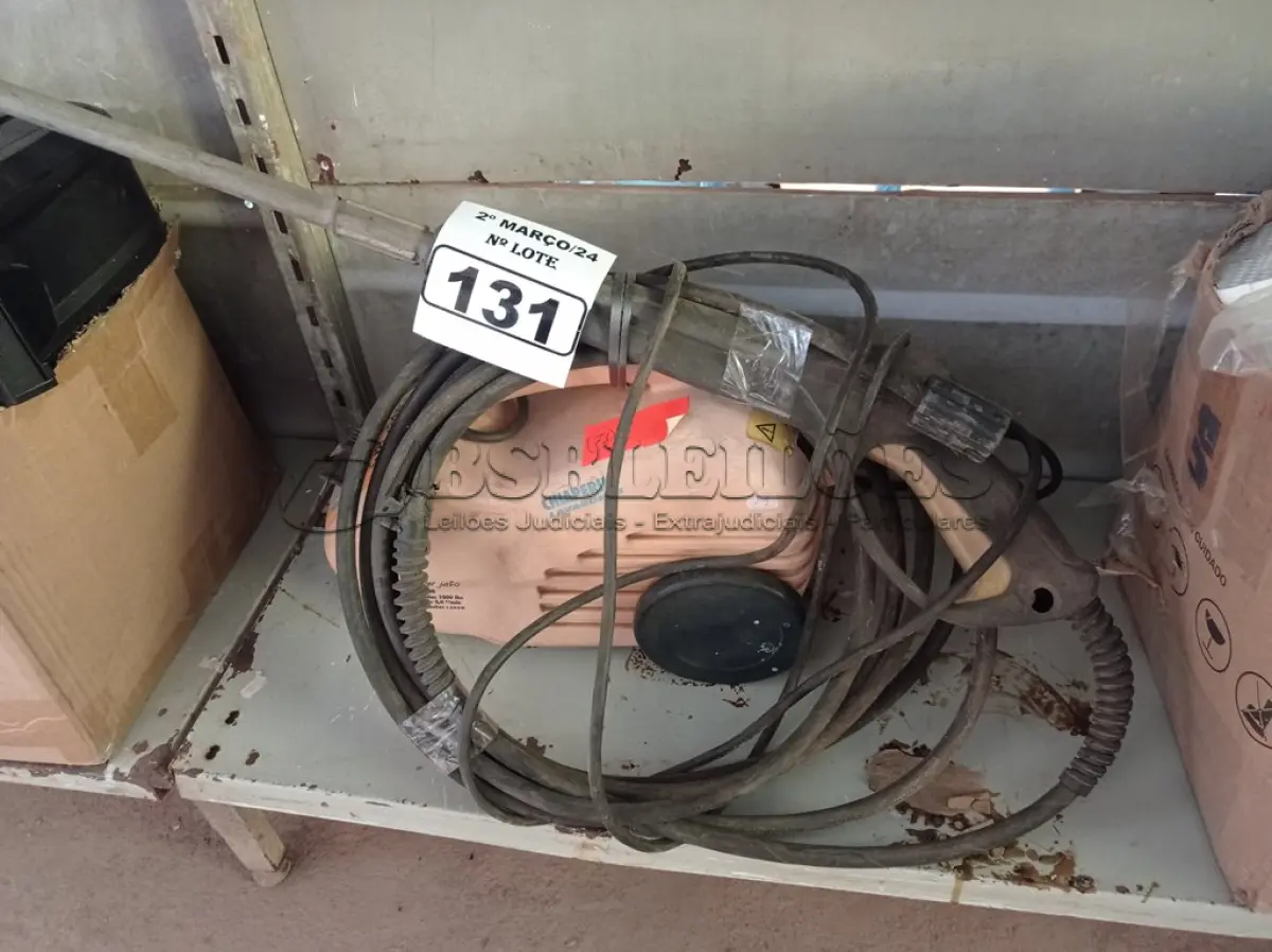 LOTE 131 - 01 LAVADORA DE ALTA PRESSÃO MARCA CHIAPERINI. (NO ESTADO) ATENÇÃO! FAZER A VISITAÇÃO ANTES DE ARREMATAR, NÃO SABEMOS SE FUNCIONA. LEILÃO NÃO TEM GARANTIA E NEM DEVOLUÇÃO, SUJEITO A POSSÍVEIS AVARIAS VISÍVEIS/OCULTAS E/OU AUSÊNCIA DE COMPONENTES.