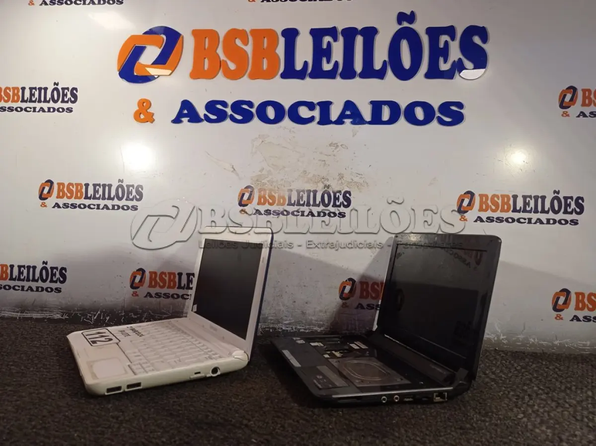 LOTE 112 - 02 NETBOOK’S MARCAS E MODELOS DIVERSOS PARA RETIRADA DE PEÇAS. (NO ESTADO) ATENÇÃO! FAZER A VISITAÇÃO ANTES DE ARREMATAR, NÃO SABEMOS SE FUNCIONA. LEILÃO NÃO TEM GARANTIA E NEM DEVOLUÇÃO, SUJEITO A POSSÍVEIS AVARIAS VISÍVEIS/OCULTAS E/OU AUSÊNCIA DE COMPONENTES.