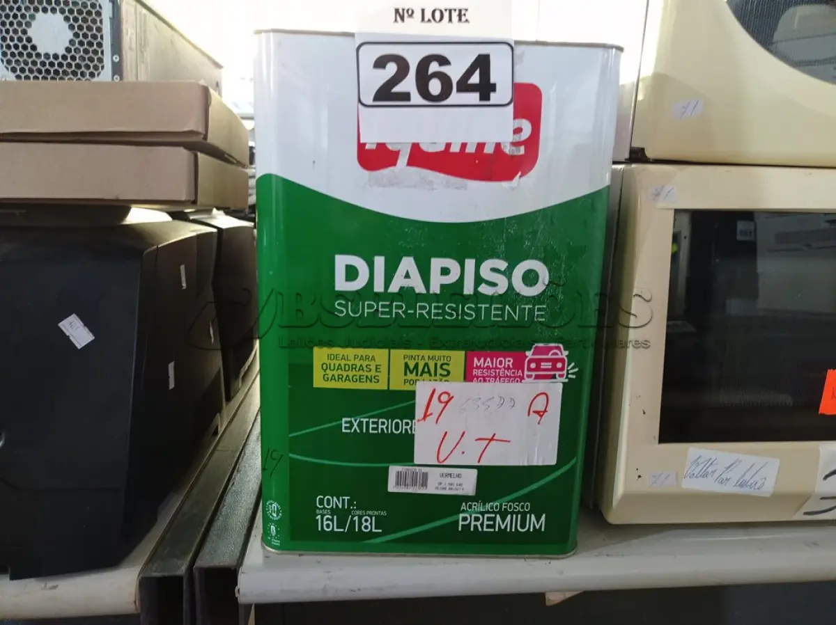 LOTE 264 - 01 LATA DE TINTA IQUINE DIAPISO NA COR VERMELHA. (NO ESTADO) ATENÇÃO! FAZER A VISITAÇÃO ANTES DE ARREMATAR, NÃO SABEMOS SE FUNCIONA. LEILÃO NÃO TEM GARANTIA E NEM DEVOLUÇÃO, SUJEITO A POSSÍVEIS AVARIAS VISÍVEIS/OCULTAS E/OU AUSÊNCIA DE COMPONENTES.