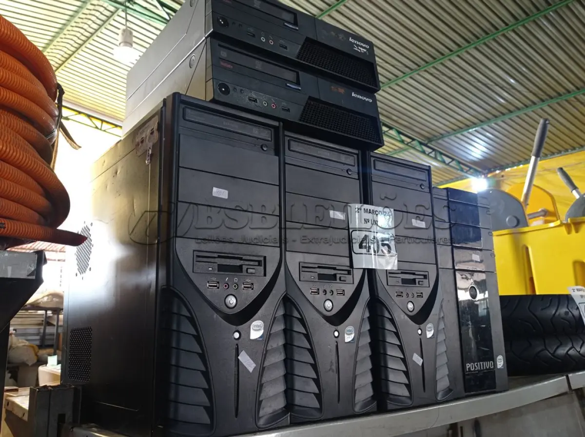 LOTE 405 - 06 CPU’S MARCAS E MODELOS DIVERSOS PARA RETIRADA DE PEÇAS. (NO ESTADO) ATENÇÃO! FAZER A VISITAÇÃO ANTES DE ARREMATAR, NÃO SABEMOS SE FUNCIONA. LEILÃO NÃO TEM GARANTIA E NEM DEVOLUÇÃO, SUJEITO A POSSÍVEIS AVARIAS VISÍVEIS/OCULTAS E/OU AUSÊNCIA DE COMPONENTES.