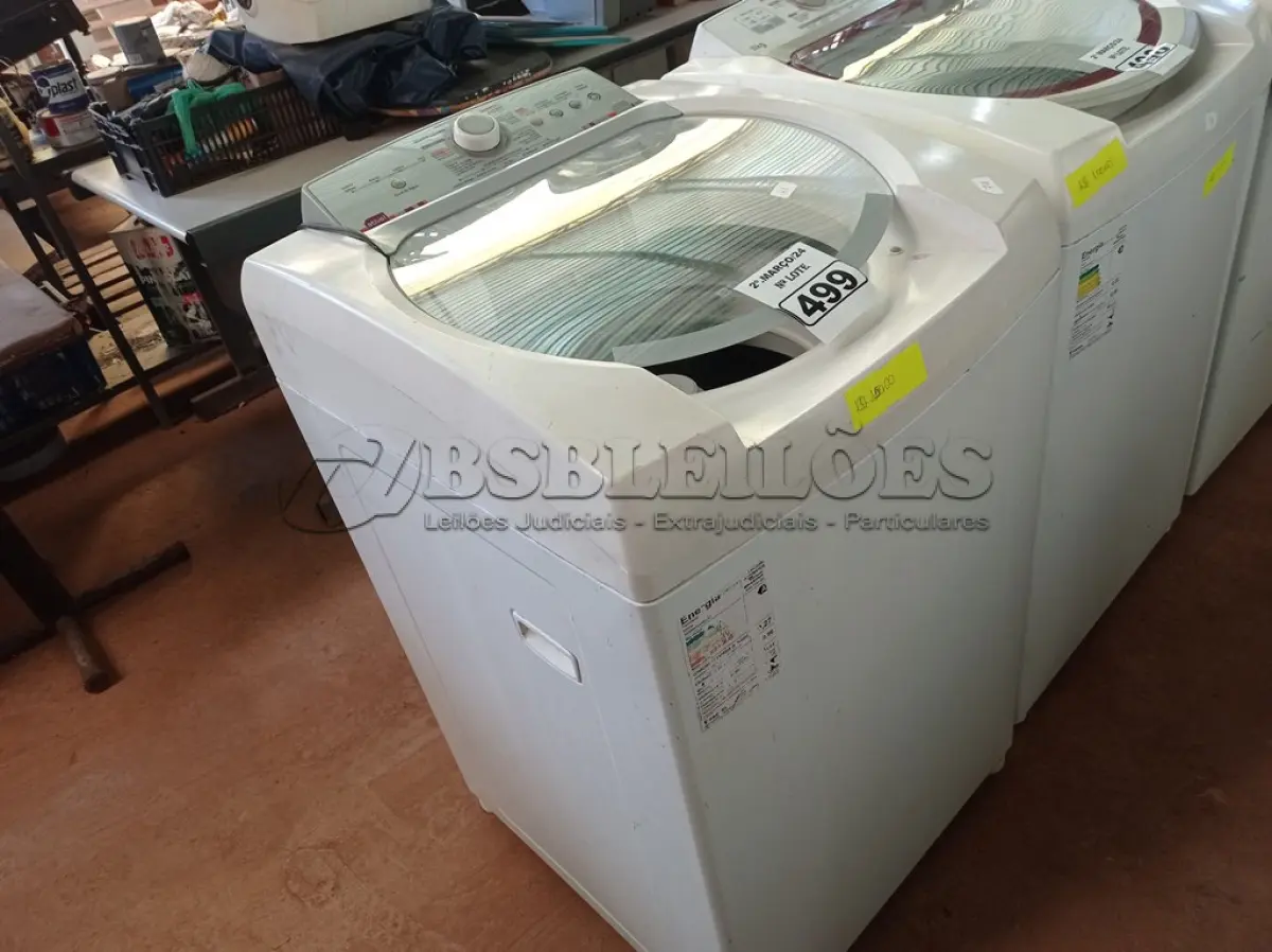 LOTE 499 - 01 MÁQUINA DE LAVAR ROUPAS MARCA BRASTEMP 11KG 220V. (NO ESTADO) ATENÇÃO! FAZER A VISITAÇÃO ANTES DE ARREMATAR, NÃO SABEMOS SE FUNCIONA. LEILÃO NÃO TEM GARANTIA E NEM DEVOLUÇÃO, SUJEITO A POSSÍVEIS AVARIAS VISÍVEIS/OCULTAS E/OU AUSÊNCIA DE COMPONENTES.