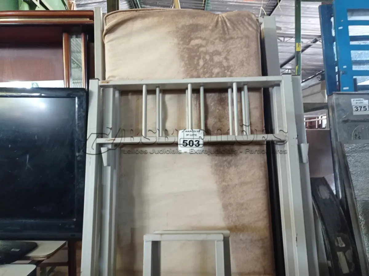LOTE 503 - 01 BELICHE. (NO ESTADO) ATENÇÃO! FAZER A VISITAÇÃO ANTES DE ARREMATAR, NÃO SABEMOS SE FUNCIONA. LEILÃO NÃO TEM GARANTIA E NEM DEVOLUÇÃO, SUJEITO A POSSÍVEIS AVARIAS VISÍVEIS/OCULTAS E/OU AUSÊNCIA DE COMPONENTES.