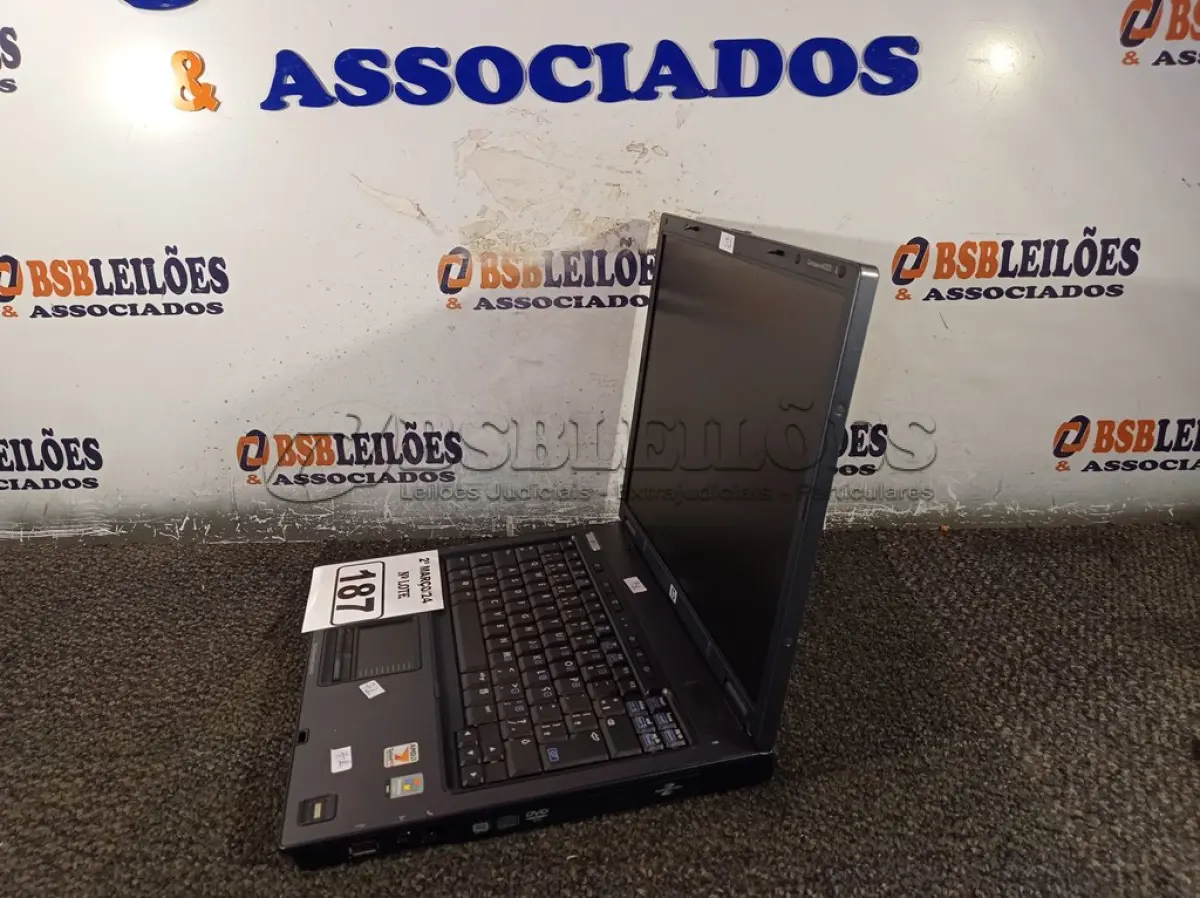 LOTE 187 - 01 NOTEBOOK MARCA HP. (NO ESTADO) ATENÇÃO! FAZER A VISITAÇÃO ANTES DE ARREMATAR, NÃO SABEMOS SE FUNCIONA. LEILÃO NÃO TEM GARANTIA E NEM DEVOLUÇÃO, SUJEITO A POSSÍVEIS AVARIAS VISÍVEIS/OCULTAS E/OU AUSÊNCIA DE COMPONENTES.