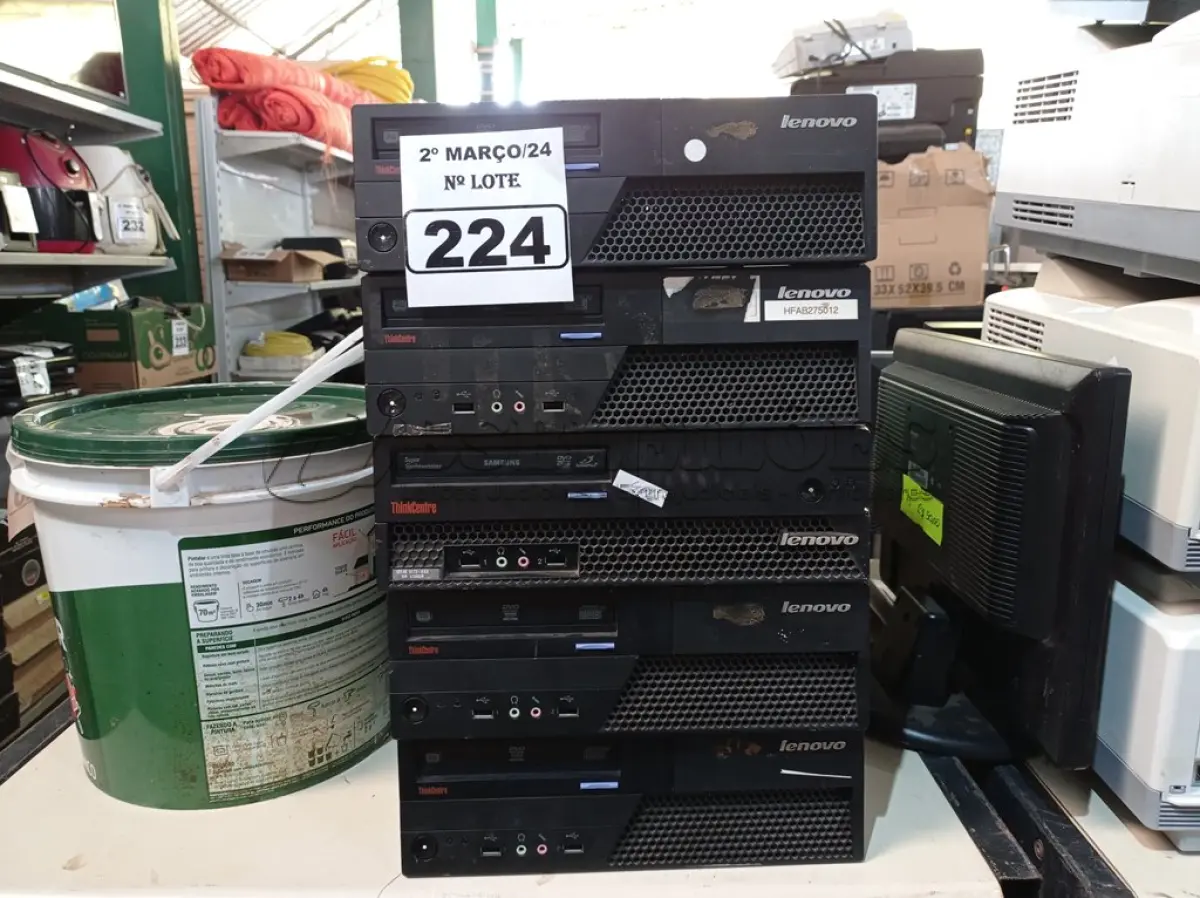 LOTE 224 - 05 CPU’S MARCAS LENOVO PARA RETIRADA DE PEÇAS. (NO ESTADO) ATENÇÃO! FAZER A VISITAÇÃO ANTES DE ARREMATAR, NÃO SABEMOS SE FUNCIONA. LEILÃO NÃO TEM GARANTIA E NEM DEVOLUÇÃO, SUJEITO A POSSÍVEIS AVARIAS VISÍVEIS/OCULTAS E/OU AUSÊNCIA DE COMPONENTES.