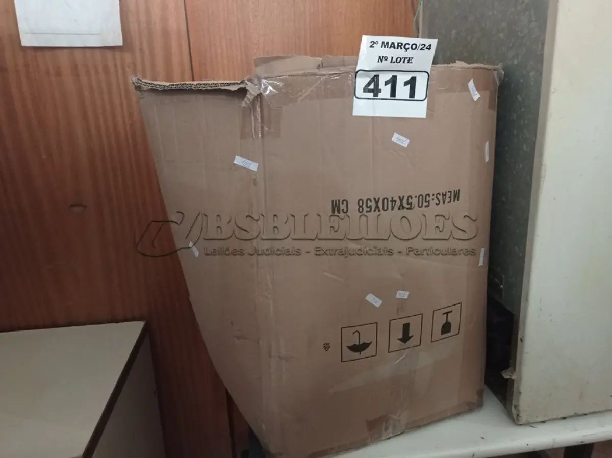 LOTE 411 - 01 LOTE COM VÁRIOS APARELHOS DE TELEFONE MARCAS E MODELOS DIVERSOS. (NO ESTADO) ATENÇÃO! FAZER A VISITAÇÃO ANTES DE ARREMATAR, NÃO SABEMOS SE FUNCIONA. LEILÃO NÃO TEM GARANTIA E NEM DEVOLUÇÃO, SUJEITO A POSSÍVEIS AVARIAS VISÍVEIS/OCULTAS E/OU AUSÊNCIA DE COMPONENTES.