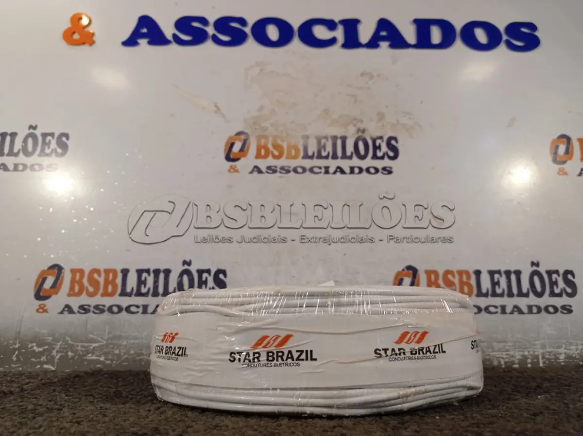 LOTE 190 - 01 ROLO DE CABO FLEXÍVEL 100M 1X2,5MM NA COR BRANCA(NOVO). (NO ESTADO) ATENÇÃO! FAZER A VISITAÇÃO ANTES DE ARREMATAR, NÃO SABEMOS SE FUNCIONA. LEILÃO NÃO TEM GARANTIA E NEM DEVOLUÇÃO, SUJEITO A POSSÍVEIS AVARIAS VISÍVEIS/OCULTAS E/OU AUSÊNCIA DE COMPONENTES.