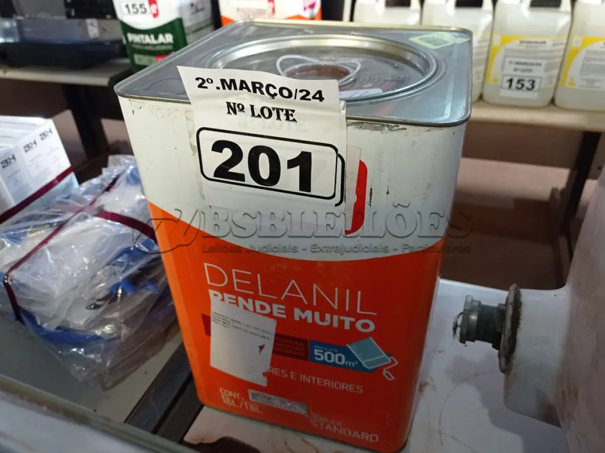 LOTE 201 - 01 LATA DE TINTA IQUINE DELANIL RENDE MUITO 18L FOSCO BASE “C”. (NO ESTADO) ATENÇÃO! FAZER A VISITAÇÃO ANTES DE ARREMATAR, NÃO SABEMOS SE FUNCIONA. LEILÃO NÃO TEM GARANTIA E NEM DEVOLUÇÃO, SUJEITO A POSSÍVEIS AVARIAS VISÍVEIS/OCULTAS E/OU AUSÊNCIA DE COMPONENTES.