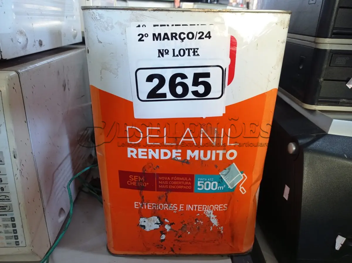 LOTE 265 - 01 LATA DE TINTA IQUINE DELANIL RENDE MUITO 18L FOSCO BASE “C”. (NO ESTADO) ATENÇÃO! FAZER A VISITAÇÃO ANTES DE ARREMATAR, NÃO SABEMOS SE FUNCIONA. LEILÃO NÃO TEM GARANTIA E NEM DEVOLUÇÃO, SUJEITO A POSSÍVEIS AVARIAS VISÍVEIS/OCULTAS E/OU AUSÊNCIA DE COMPONENTES.