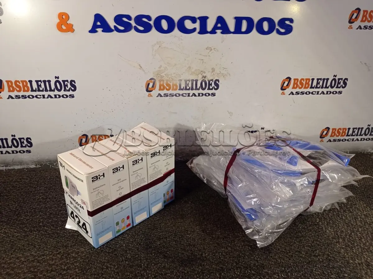 LOTE 424 - 10 MÁSCARAS DE PROTEÇÃO E 05 TERMÔMETROS DIGITAIS. (NO ESTADO) ATENÇÃO! FAZER A VISITAÇÃO ANTES DE ARREMATAR, NÃO SABEMOS SE FUNCIONA. LEILÃO NÃO TEM GARANTIA E NEM DEVOLUÇÃO, SUJEITO A POSSÍVEIS AVARIAS VISÍVEIS/OCULTAS E/OU AUSÊNCIA DE COMPONENTES.