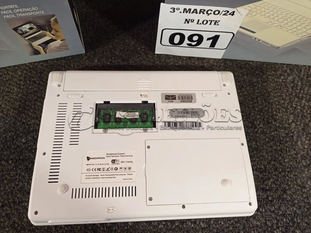 LOTE 091 - 02 NOTEBOOK’S MEGATRON. (NO ESTADO) ATENÇÃO! FAZER A VISITAÇÃO ANTES DE ARREMATAR, NÃO SABEMOS SE FUNCIONA. LEILÃO NÃO TEM GARANTIA E NEM DEVOLUÇÃO, SUJEITO A POSSÍVEIS AVARIAS VISÍVEIS/OCULTAS E/OU AUSÊNCIA DE COMPONENTES.