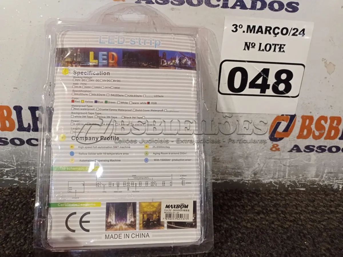LOTE 048 - 01 JOGO DE FITA LED COM CONTROLE REMOTO. (NO ESTADO) ATENÇÃO! FAZER A VISITAÇÃO ANTES DE ARREMATAR, NÃO SABEMOS SE FUNCIONA. LEILÃO NÃO TEM GARANTIA E NEM DEVOLUÇÃO, SUJEITO A POSSÍVEIS AVARIAS VISÍVEIS/OCULTAS E/OU AUSÊNCIA DE COMPONENTES.