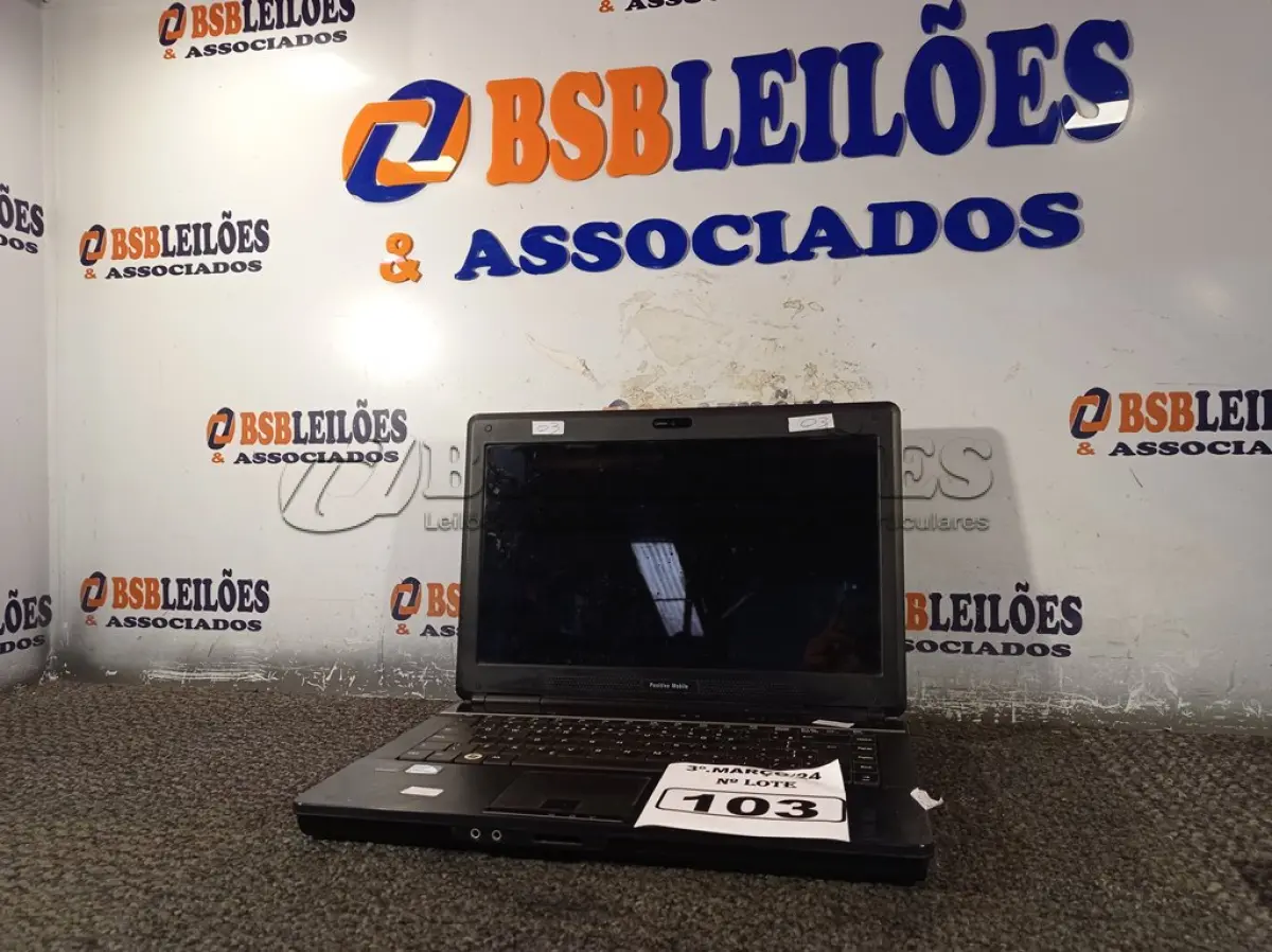 LOTE 103 - 01 NOTEBOOK MARCA POSITIVO MOBILE. (NO ESTADO) ATENÇÃO! FAZER A VISITAÇÃO ANTES DE ARREMATAR, NÃO SABEMOS SE FUNCIONA. LEILÃO NÃO TEM GARANTIA E NEM DEVOLUÇÃO, SUJEITO A POSSÍVEIS AVARIAS VISÍVEIS/OCULTAS E/OU AUSÊNCIA DE COMPONENTES.