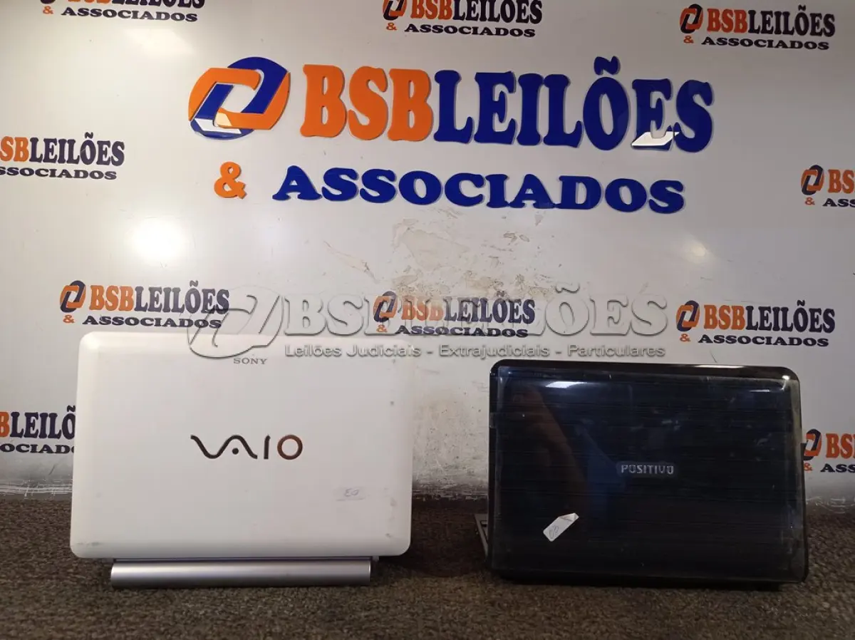 LOTE 051 - 02 NETBOOK’S MARCAS E MODELOS DIVERSOS. (NO ESTADO) ATENÇÃO! FAZER A VISITAÇÃO ANTES DE ARREMATAR, NÃO SABEMOS SE FUNCIONA. LEILÃO NÃO TEM GARANTIA E NEM DEVOLUÇÃO, SUJEITO A POSSÍVEIS AVARIAS VISÍVEIS/OCULTAS E/OU AUSÊNCIA DE COMPONENTES.
