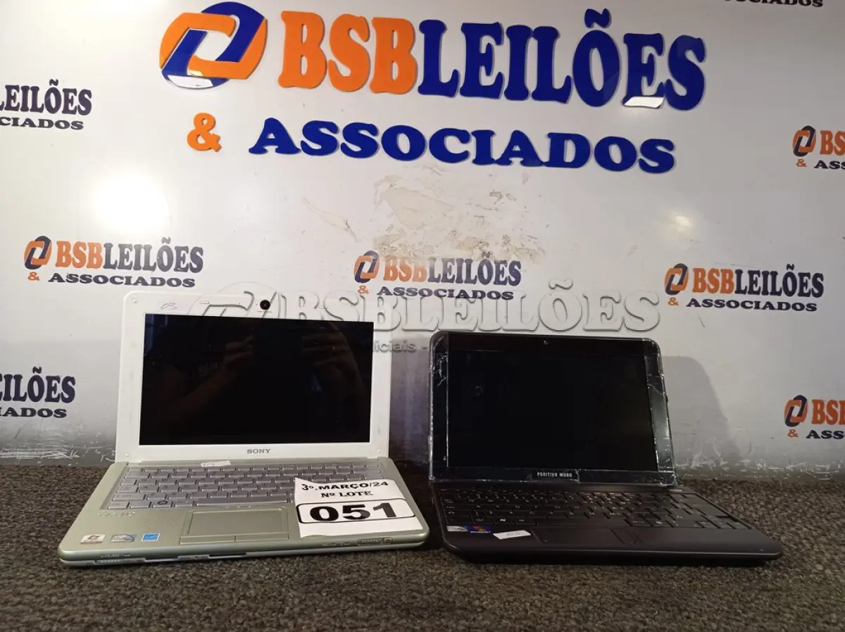 LOTE 051 - 02 NETBOOK’S MARCAS E MODELOS DIVERSOS. (NO ESTADO) ATENÇÃO! FAZER A VISITAÇÃO ANTES DE ARREMATAR, NÃO SABEMOS SE FUNCIONA. LEILÃO NÃO TEM GARANTIA E NEM DEVOLUÇÃO, SUJEITO A POSSÍVEIS AVARIAS VISÍVEIS/OCULTAS E/OU AUSÊNCIA DE COMPONENTES.