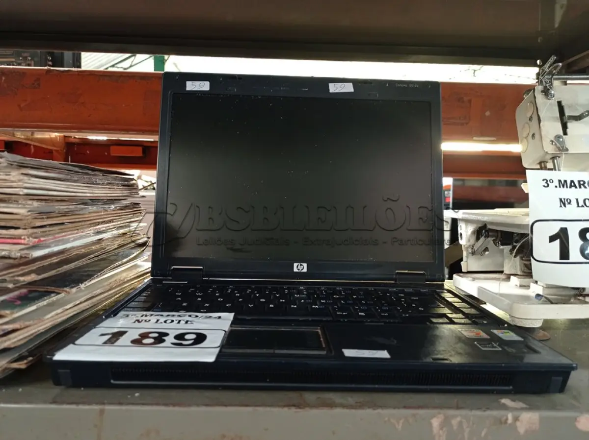 LOTE 189 - 01 NOTEBOOK MARCA HP. (NO ESTADO) ATENÇÃO! FAZER A VISITAÇÃO ANTES DE ARREMATAR, NÃO SABEMOS SE FUNCIONA. LEILÃO NÃO TEM GARANTIA E NEM DEVOLUÇÃO, SUJEITO A POSSÍVEIS AVARIAS VISÍVEIS/OCULTAS E/OU AUSÊNCIA DE COMPONENTES.