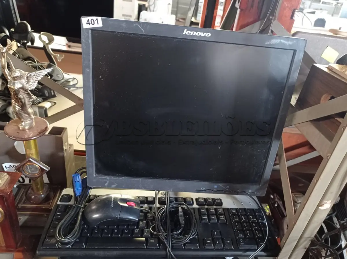 LOTE 169 - 01 PC COMPLETO COM WIN10. (NO ESTADO) ATENÇÃO! FAZER A VISITAÇÃO ANTES DE ARREMATAR, NÃO SABEMOS SE FUNCIONA. LEILÃO NÃO TEM GARANTIA E NEM DEVOLUÇÃO, SUJEITO A POSSÍVEIS AVARIAS VISÍVEIS/OCULTAS E/OU AUSÊNCIA DE COMPONENTES.