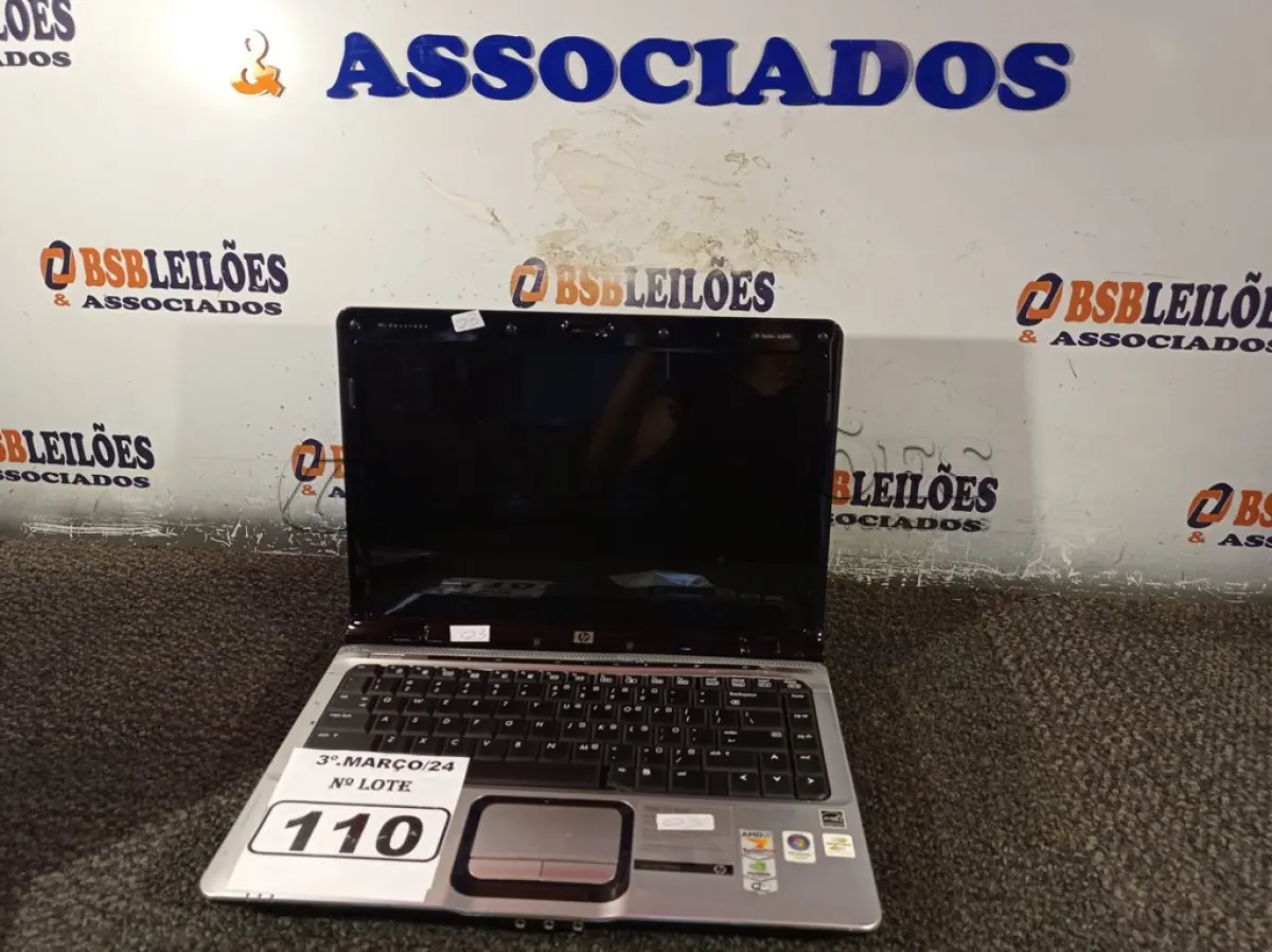 LOTE 110 - 01 NOTEBOOK MARCA HP. (NO ESTADO) ATENÇÃO! FAZER A VISITAÇÃO ANTES DE ARREMATAR, NÃO SABEMOS SE FUNCIONA. LEILÃO NÃO TEM GARANTIA E NEM DEVOLUÇÃO, SUJEITO A POSSÍVEIS AVARIAS VISÍVEIS/OCULTAS E/OU AUSÊNCIA DE COMPONENTES.