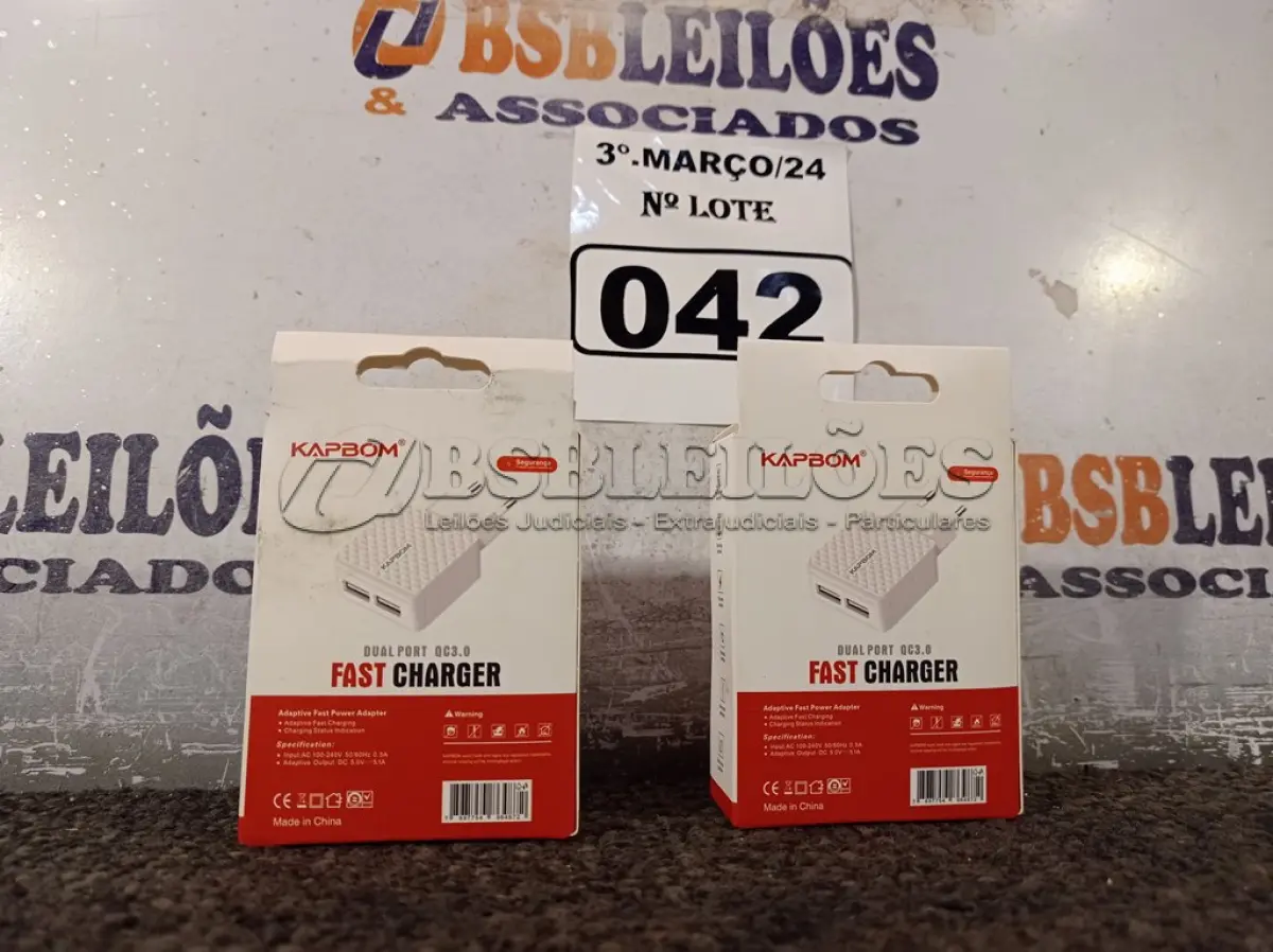 LOTE 042 - 02 CARREGADORES USB TIPO “C”. (NO ESTADO) ATENÇÃO! FAZER A VISITAÇÃO ANTES DE ARREMATAR, NÃO SABEMOS SE FUNCIONA. LEILÃO NÃO TEM GARANTIA E NEM DEVOLUÇÃO, SUJEITO A POSSÍVEIS AVARIAS VISÍVEIS/OCULTAS E/OU AUSÊNCIA DE COMPONENTES.