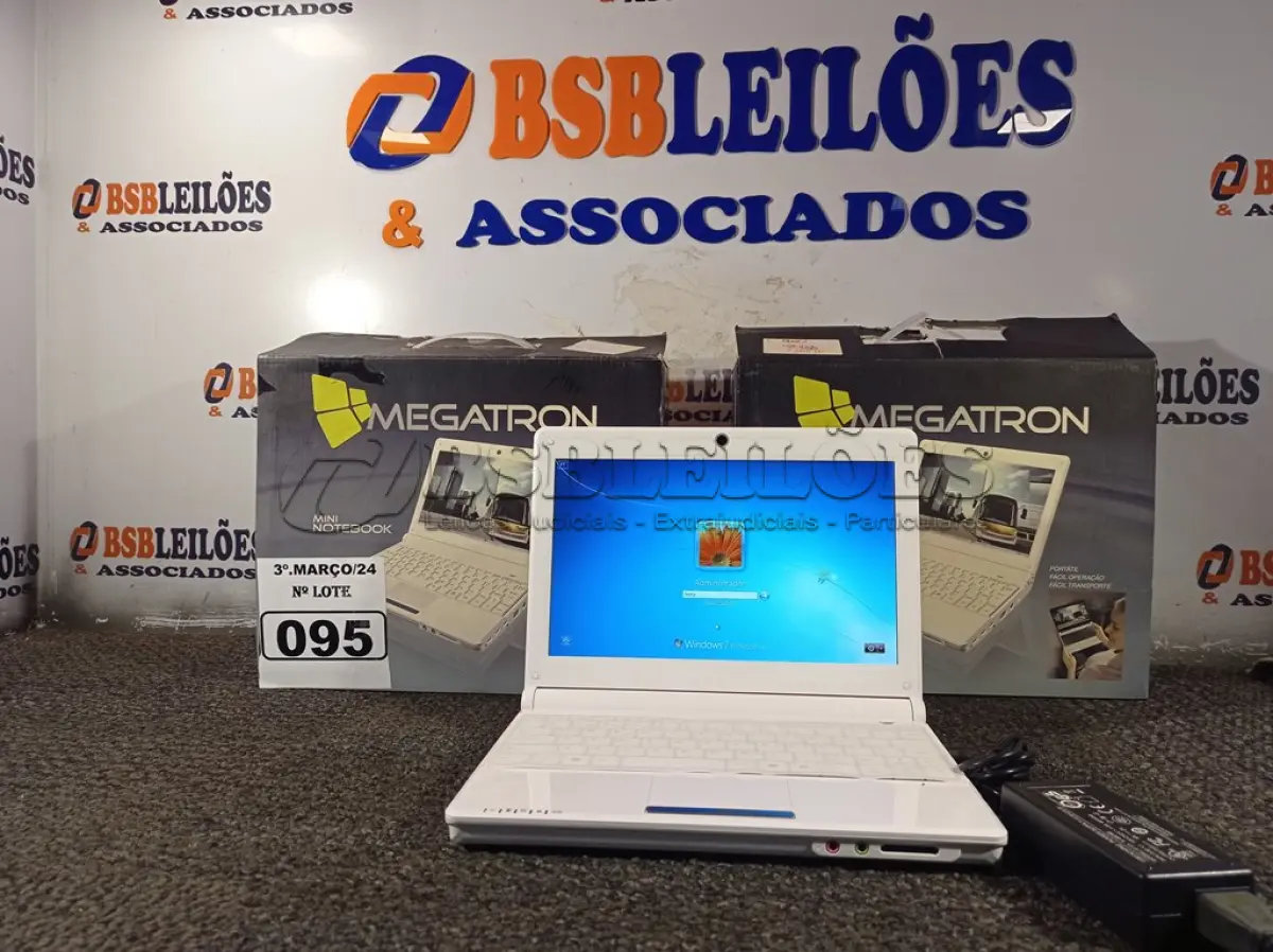 LOTE 095 - 02 NOTEBOOK’S MEGATRON. (NO ESTADO) ATENÇÃO! FAZER A VISITAÇÃO ANTES DE ARREMATAR, NÃO SABEMOS SE FUNCIONA. LEILÃO NÃO TEM GARANTIA E NEM DEVOLUÇÃO, SUJEITO A POSSÍVEIS AVARIAS VISÍVEIS/OCULTAS E/OU AUSÊNCIA DE COMPONENTES.