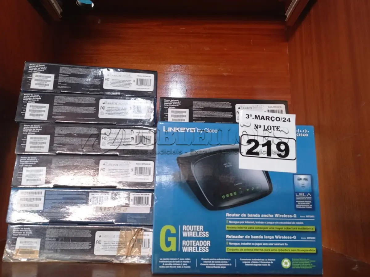 LOTE 219 - 12 ROTEADORES CISCO WRT54G2. (NO ESTADO) ATENÇÃO! FAZER A VISITAÇÃO ANTES DE ARREMATAR, NÃO SABEMOS SE FUNCIONA. LEILÃO NÃO TEM GARANTIA E NEM DEVOLUÇÃO, SUJEITO A POSSÍVEIS AVARIAS VISÍVEIS/OCULTAS E/OU AUSÊNCIA DE COMPONENTES.