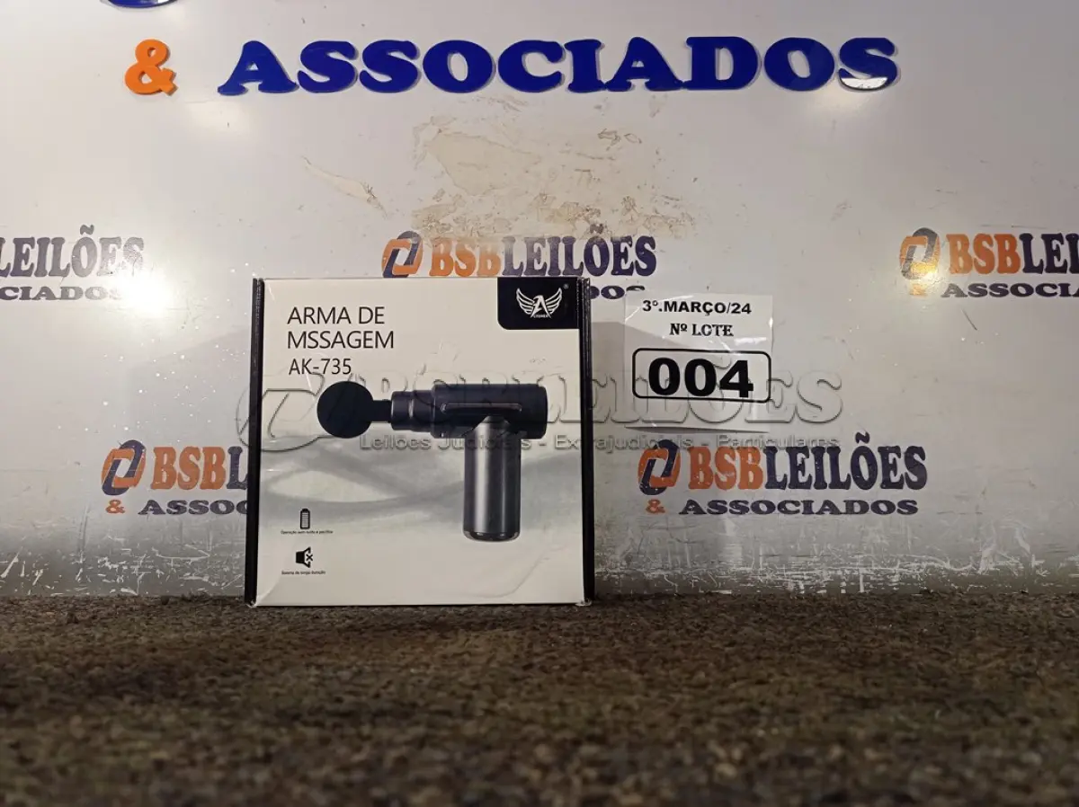 LOTE 004 - 01 MASSAGEADOR. (NO ESTADO) ATENÇÃO! FAZER A VISITAÇÃO ANTES DE ARREMATAR, NÃO SABEMOS SE FUNCIONA. LEILÃO NÃO TEM GARANTIA E NEM DEVOLUÇÃO, SUJEITO A POSSÍVEIS AVARIAS VISÍVEIS/OCULTAS E/OU AUSÊNCIA DE COMPONENTES.