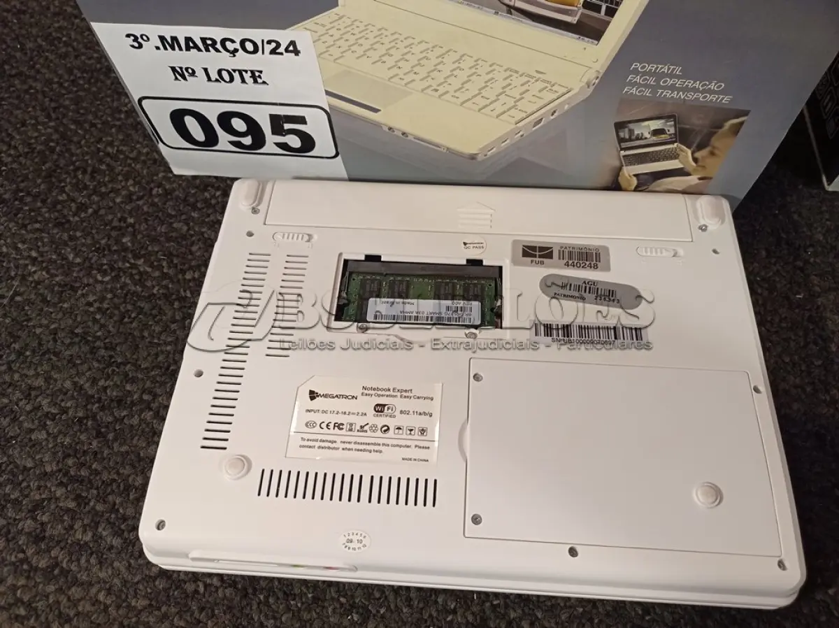 LOTE 095 - 02 NOTEBOOK’S MEGATRON. (NO ESTADO) ATENÇÃO! FAZER A VISITAÇÃO ANTES DE ARREMATAR, NÃO SABEMOS SE FUNCIONA. LEILÃO NÃO TEM GARANTIA E NEM DEVOLUÇÃO, SUJEITO A POSSÍVEIS AVARIAS VISÍVEIS/OCULTAS E/OU AUSÊNCIA DE COMPONENTES.