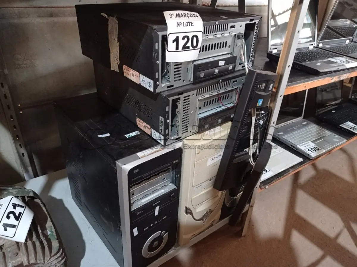 LOTE 120 - 05 CPU’S MARCAS E MODELOS DIVERSOS PARA RETIRADA DE PEÇAS. (NO ESTADO) ATENÇÃO! FAZER A VISITAÇÃO ANTES DE ARREMATAR, NÃO SABEMOS SE FUNCIONA. LEILÃO NÃO TEM GARANTIA E NEM DEVOLUÇÃO, SUJEITO A POSSÍVEIS AVARIAS VISÍVEIS/OCULTAS E/OU AUSÊNCIA DE COMPONENTES.