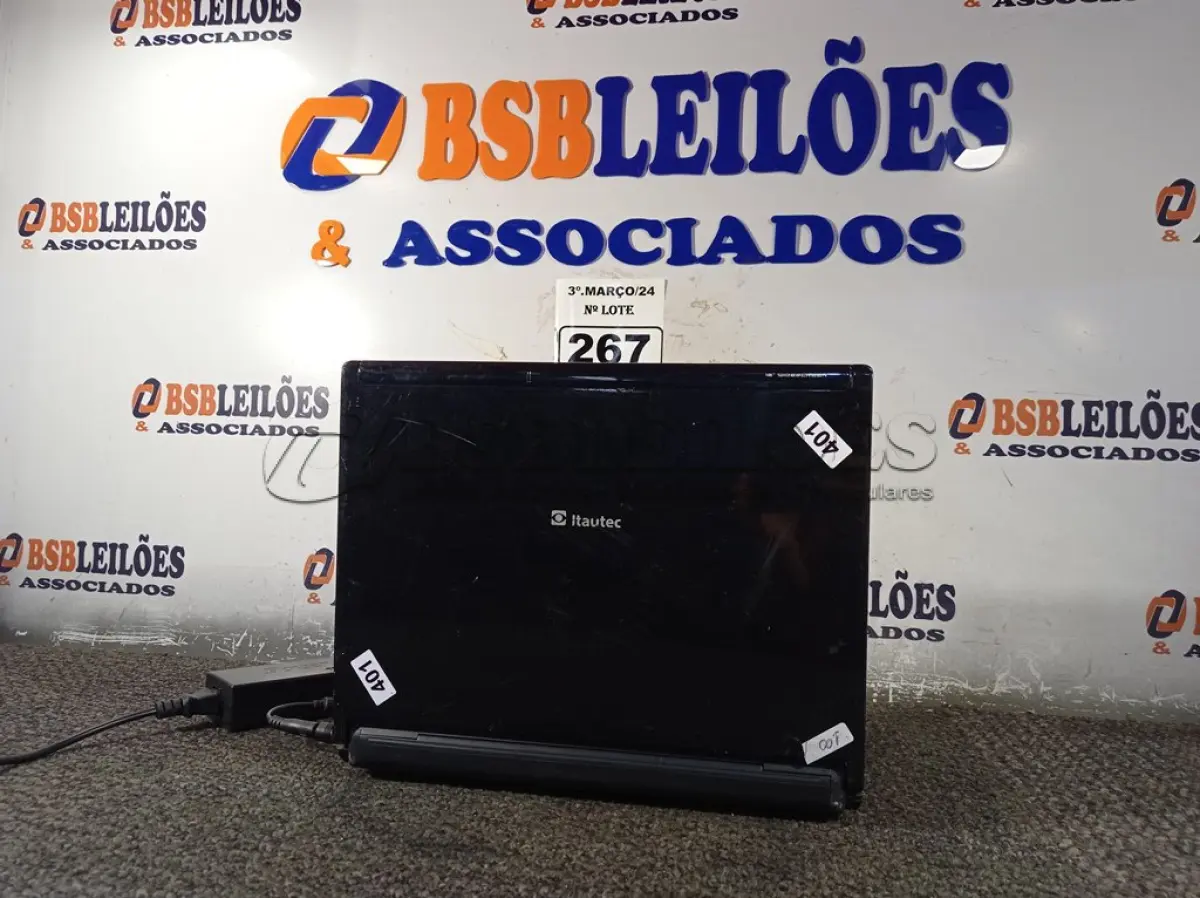 LOTE 267 - 01 NOTEBOOK MARCA ITAUTEC COM FONTE. (NO ESTADO) ATENÇÃO! FAZER A VISITAÇÃO ANTES DE ARREMATAR, NÃO SABEMOS SE FUNCIONA. LEILÃO NÃO TEM GARANTIA E NEM DEVOLUÇÃO, SUJEITO A POSSÍVEIS AVARIAS VISÍVEIS/OCULTAS E/OU AUSÊNCIA DE COMPONENTES.