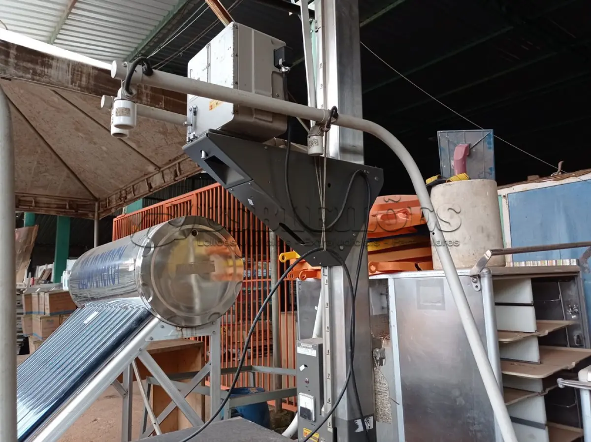 LOTE 470 - 01 EQUIPAMENTO DE IMAGEM. (NO ESTADO) ATENÇÃO! FAZER A VISITAÇÃO ANTES DE ARREMATAR, NÃO SABEMOS SE FUNCIONA. LEILÃO NÃO TEM GARANTIA E NEM DEVOLUÇÃO, SUJEITO A POSSÍVEIS AVARIAS VISÍVEIS/OCULTAS E/OU AUSÊNCIA DE COMPONENTES.
