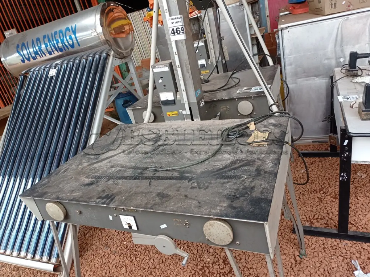 LOTE 469 - 01 EQUIPAMENTO DE IMAGEM. (NO ESTADO) ATENÇÃO! FAZER A VISITAÇÃO ANTES DE ARREMATAR, NÃO SABEMOS SE FUNCIONA. LEILÃO NÃO TEM GARANTIA E NEM DEVOLUÇÃO, SUJEITO A POSSÍVEIS AVARIAS VISÍVEIS/OCULTAS E/OU AUSÊNCIA DE COMPONENTES.