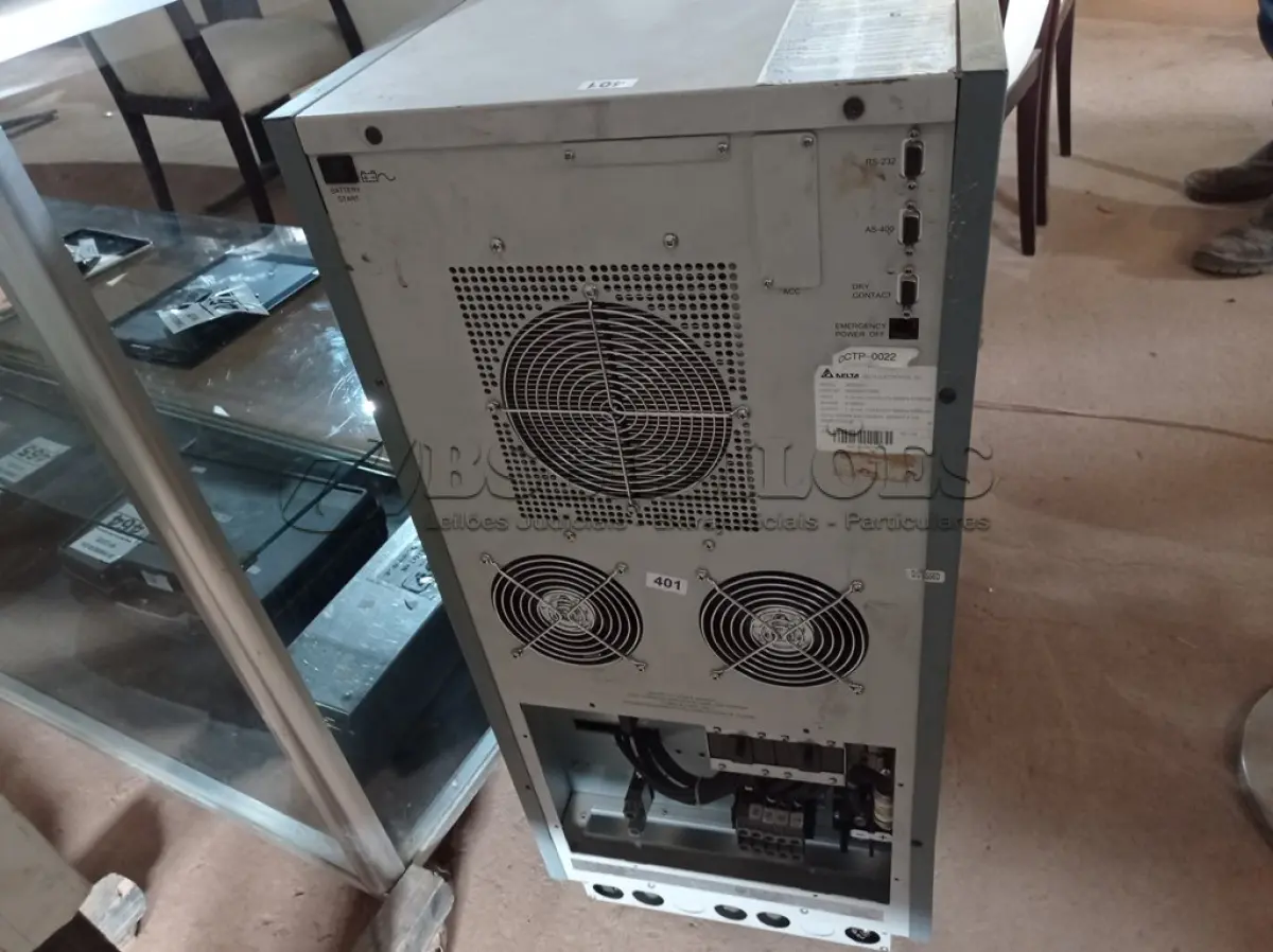 LOTE 468 - 01 NOBREAK MARCA DELTA 20.000VA. (NO ESTADO) ATENÇÃO! FAZER A VISITAÇÃO ANTES DE ARREMATAR, NÃO SABEMOS SE FUNCIONA. LEILÃO NÃO TEM GARANTIA E NEM DEVOLUÇÃO, SUJEITO A POSSÍVEIS AVARIAS VISÍVEIS/OCULTAS E/OU AUSÊNCIA DE COMPONENTES.