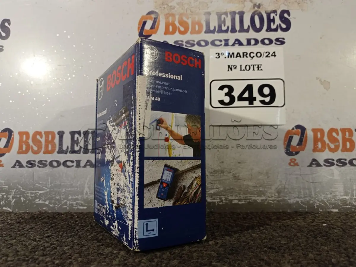 LOTE 349 - 01 TRENA A LASER GLM 40 MARCA BOSCH. (NOVO). (NO ESTADO) ATENÇÃO! FAZER A VISITAÇÃO ANTES DE ARREMATAR, NÃO SABEMOS SE FUNCIONA. LEILÃO NÃO TEM GARANTIA E NEM DEVOLUÇÃO, SUJEITO A POSSÍVEIS AVARIAS VISÍVEIS/OCULTAS E/OU AUSÊNCIA DE COMPONENTES.