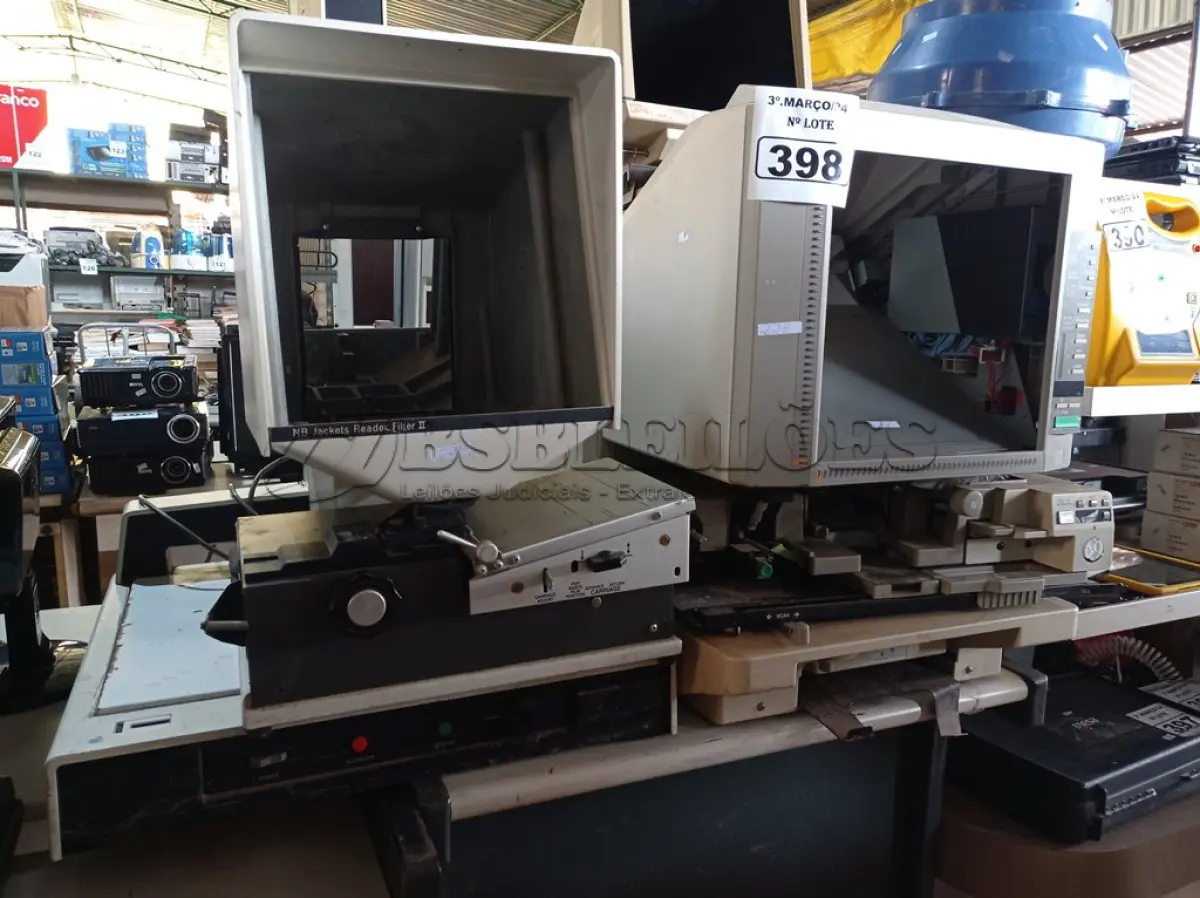 LOTE 398 - 01 LOTE COM EQUIPAMENTOS DIVERSOS. (NO ESTADO) ATENÇÃO! FAZER A VISITAÇÃO ANTES DE ARREMATAR, NÃO SABEMOS SE FUNCIONA. LEILÃO NÃO TEM GARANTIA E NEM DEVOLUÇÃO, SUJEITO A POSSÍVEIS AVARIAS VISÍVEIS/OCULTAS E/OU AUSÊNCIA DE COMPONENTES.