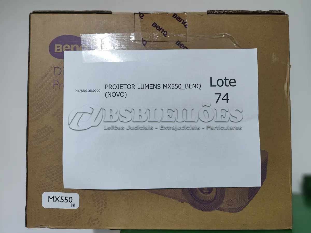 LOTE 074 - 01 PROJETOR LUMENS MX550_BENQ (NOVO). (NO ESTADO)