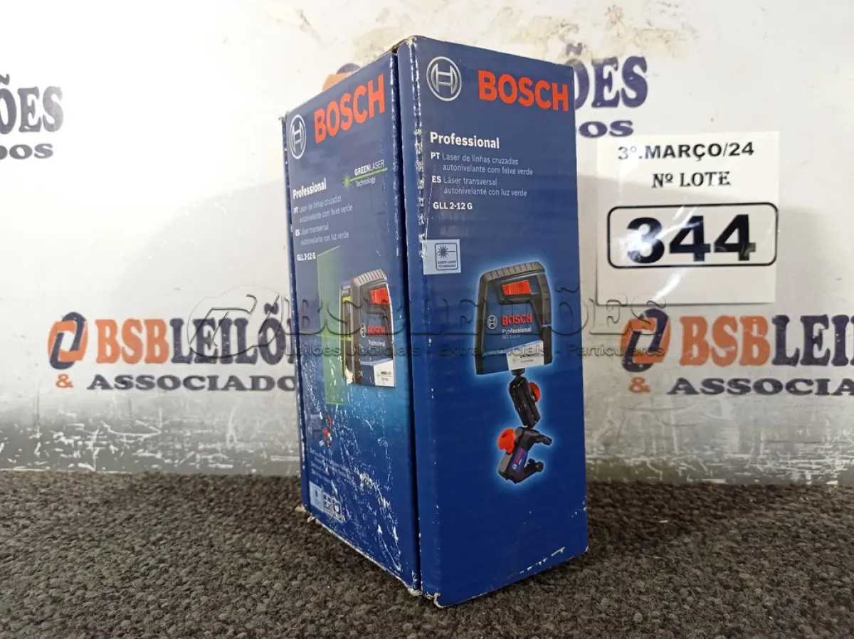 LOTE 344 - 01 LASER DE LINHAS CRUZADAS AUTONIVELANTE COM FAIXA VERDE MODELO:GLL2-12G MARCA BOSCH. (NO ESTADO) ATENÇÃO! FAZER A VISITAÇÃO ANTES DE ARREMATAR, NÃO SABEMOS SE FUNCIONA. LEILÃO NÃO TEM GARANTIA E NEM DEVOLUÇÃO, SUJEITO A POSSÍVEIS AVARIAS VISÍVEIS/OCULTAS E/OU AUSÊNCIA DE COMPONENTES.