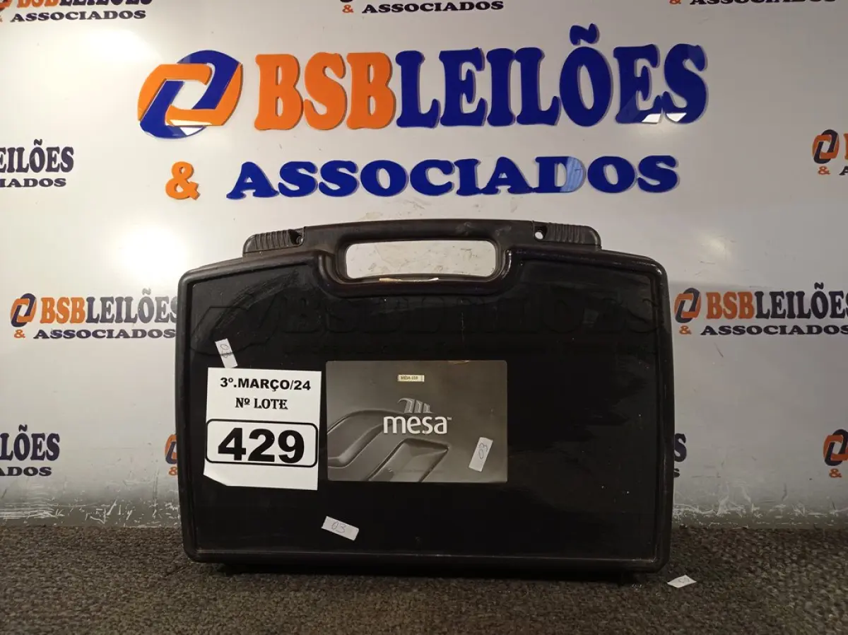 LOTE 429 - 01 GPS JUNIPER MESA COM MALETA. (NO ESTADO) ATENÇÃO! FAZER A VISITAÇÃO ANTES DE ARREMATAR, NÃO SABEMOS SE FUNCIONA. LEILÃO NÃO TEM GARANTIA E NEM DEVOLUÇÃO, SUJEITO A POSSÍVEIS AVARIAS VISÍVEIS/OCULTAS E/OU AUSÊNCIA DE COMPONENTES.