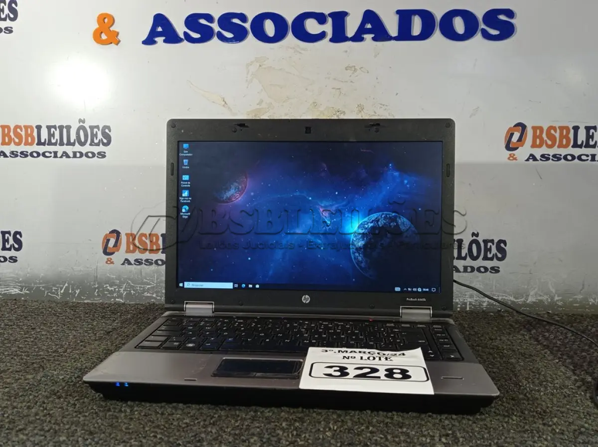 LOTE 328 - 01 NOTEBOOK MARCA HP. (NO ESTADO) ATENÇÃO! FAZER A VISITAÇÃO ANTES DE ARREMATAR, NÃO SABEMOS SE FUNCIONA. LEILÃO NÃO TEM GARANTIA E NEM DEVOLUÇÃO, SUJEITO A POSSÍVEIS AVARIAS VISÍVEIS/OCULTAS E/OU AUSÊNCIA DE COMPONENTES.